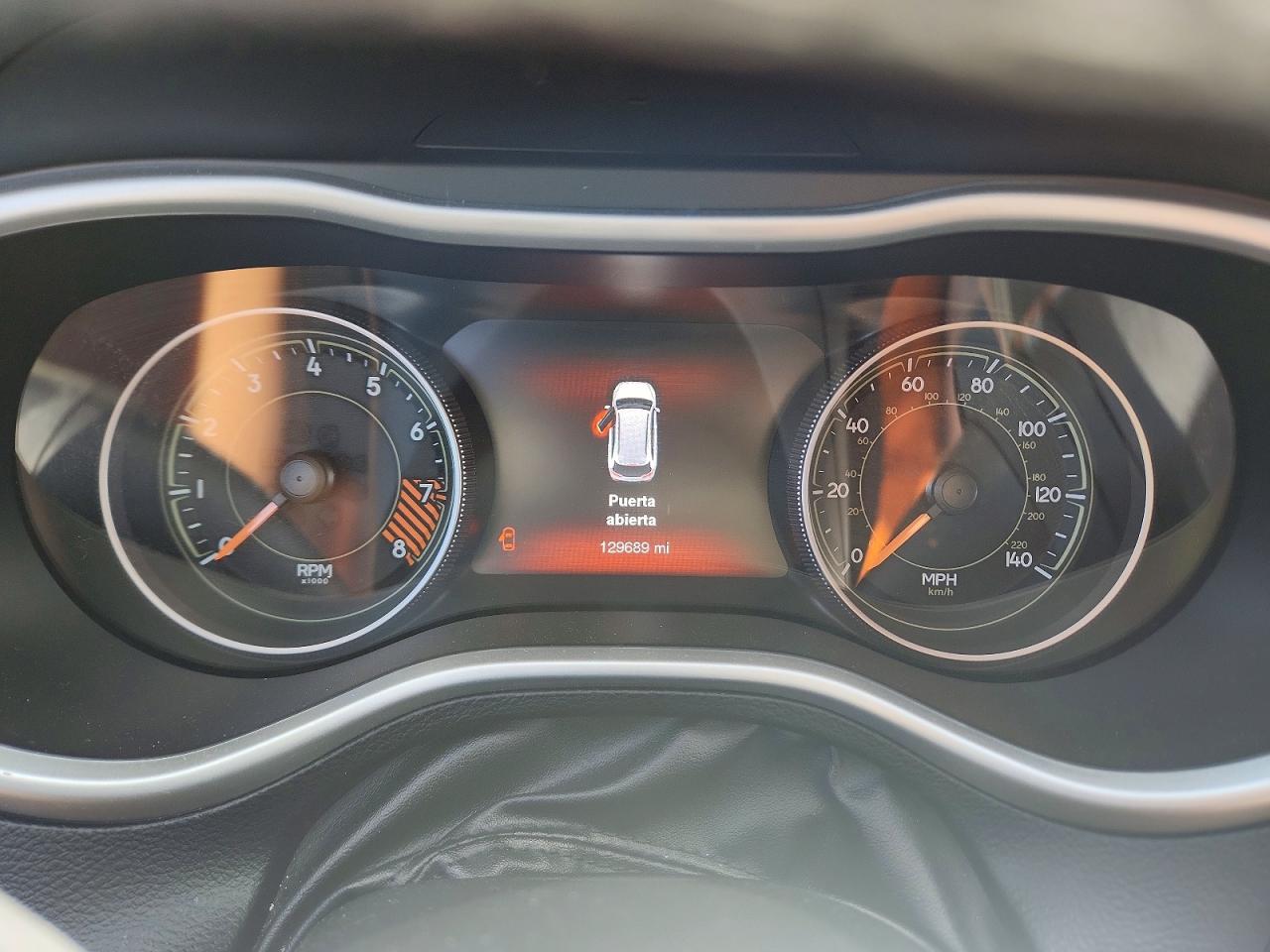 2015 Jeep Cherokee Trailhawk Gray vin: 1C4PJMBS7FW717471