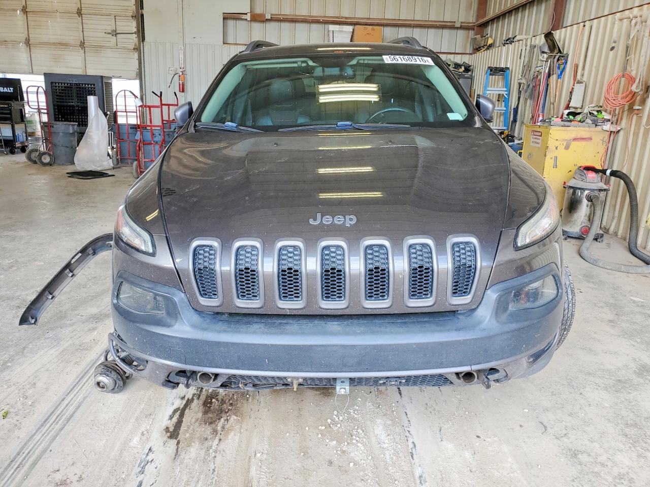 2014 Jeep Cherokee Trailhawk Gray vin: 1C4PJMBS8EW189275