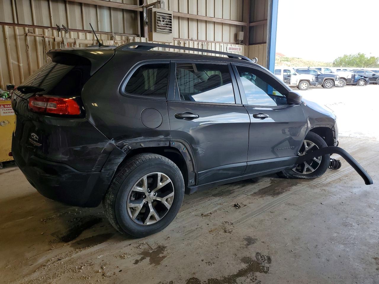 2014 Jeep Cherokee Trailhawk Gray vin: 1C4PJMBS8EW189275