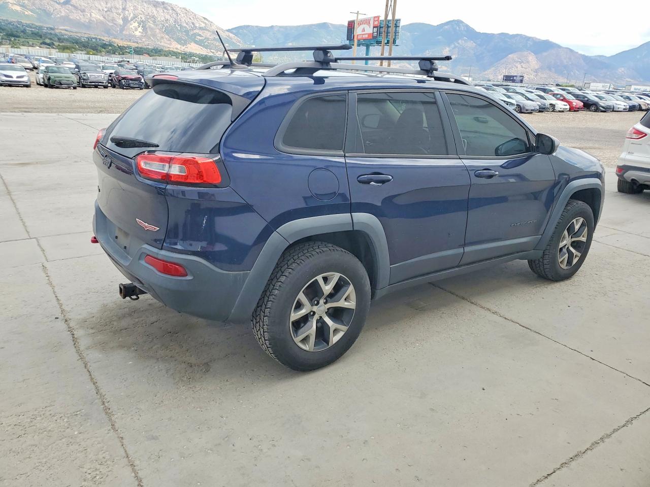 2014 Jeep Cherokee Trailhawk Blue vin: 1C4PJMBS8EW201361