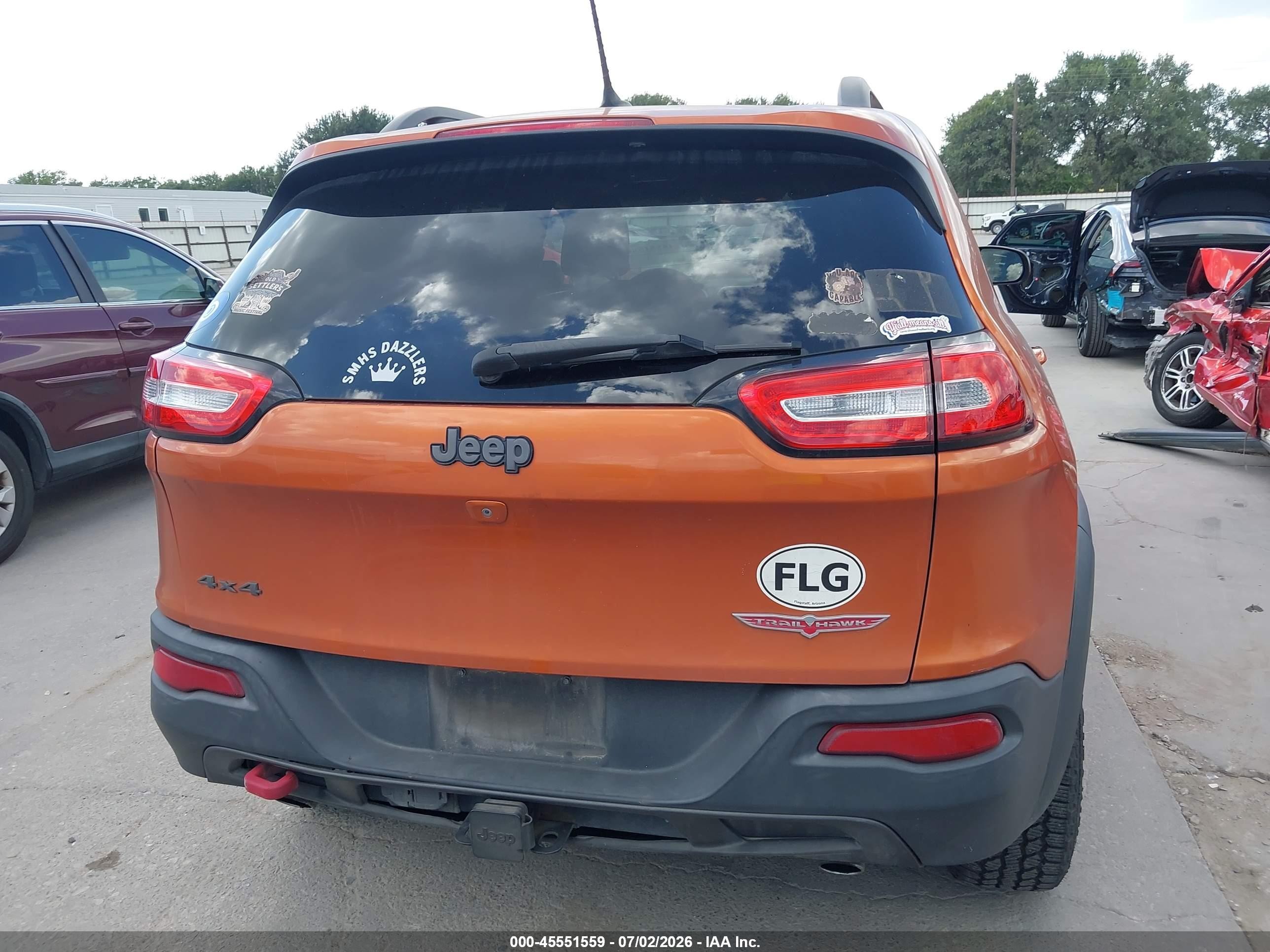 2014 Jeep Cherokee Trailhawk Orange vin: 1C4PJMBS8EW257963