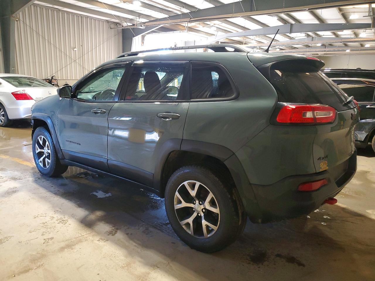 2015 Jeep Cherokee Trailhawk Charcoal vin: 1C4PJMBS8FW588012
