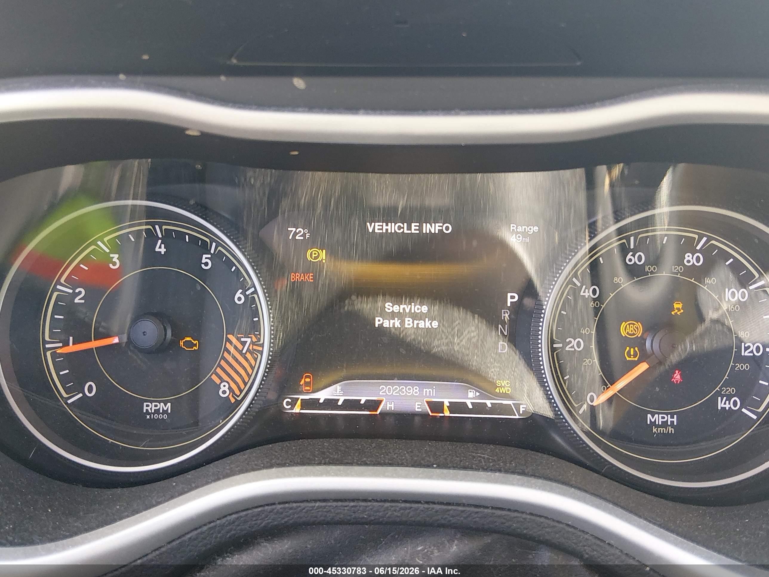 2015 Jeep Cherokee Trailhawk Gray vin: 1C4PJMBS8FW625799