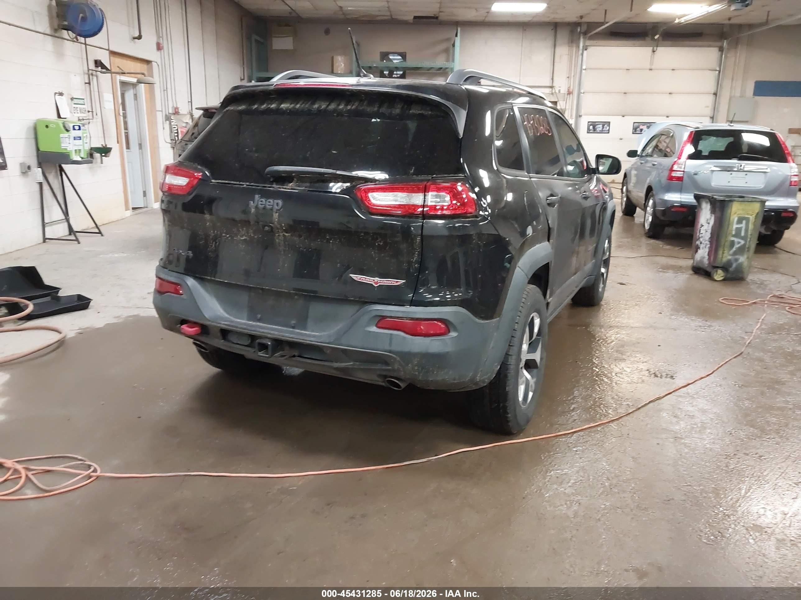 2015 Jeep Cherokee Trailhawk Black vin: 1C4PJMBS8FW728091
