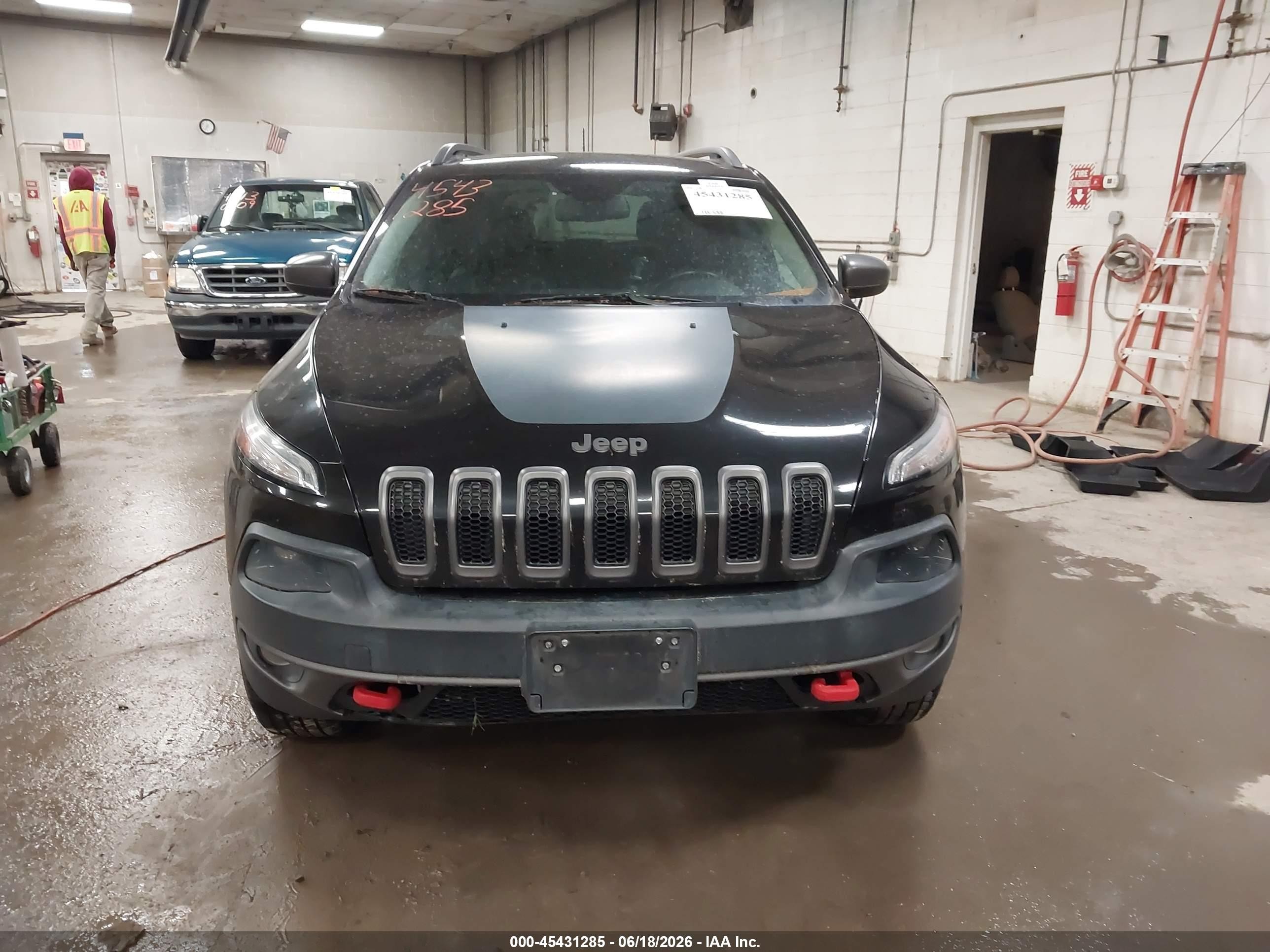 2015 Jeep Cherokee Trailhawk Black vin: 1C4PJMBS8FW728091