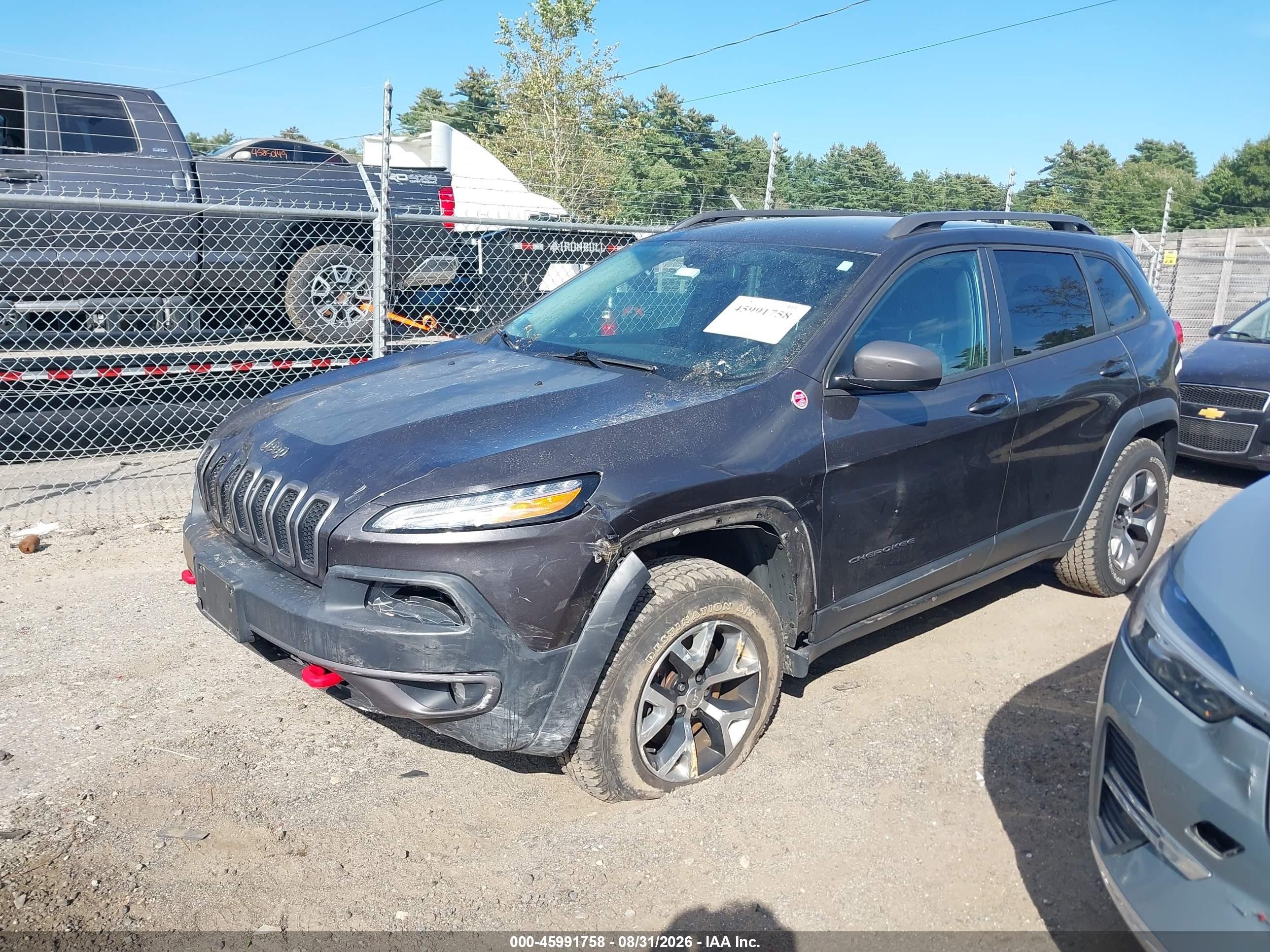 2015 Jeep Cherokee Trailhawk Gray vin: 1C4PJMBS8FW790283