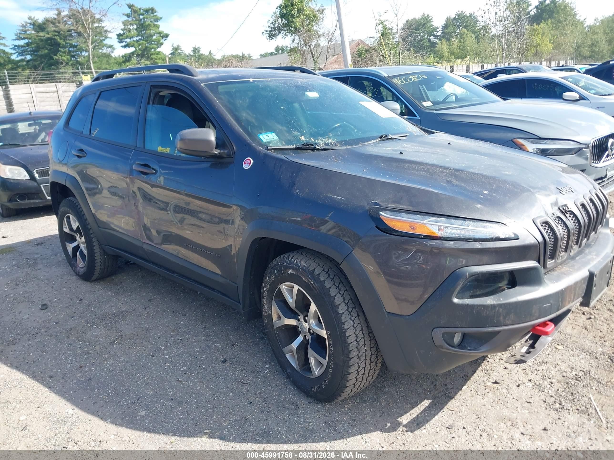 2015 Jeep Cherokee Trailhawk Gray vin: 1C4PJMBS8FW790283
