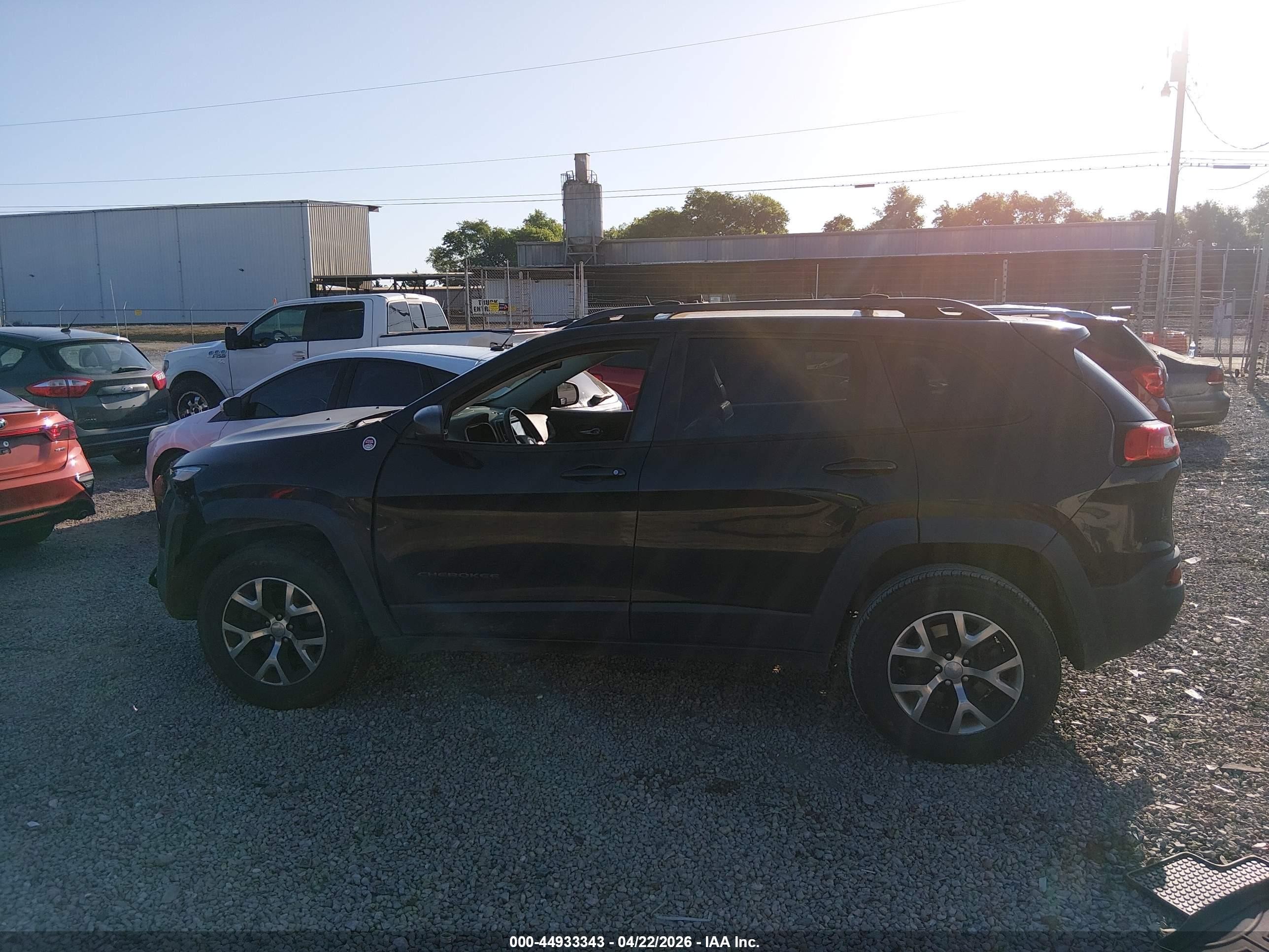 2014 Jeep Cherokee Trailhawk Black vin: 1C4PJMBS9EW160352