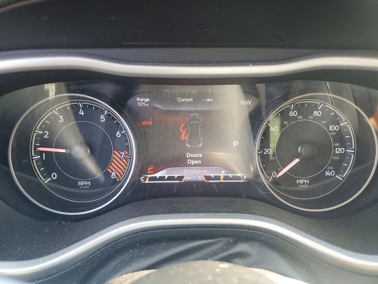 2014 Jeep Cherokee Trailhawk Gray vin: 1C4PJMBS9EW187082