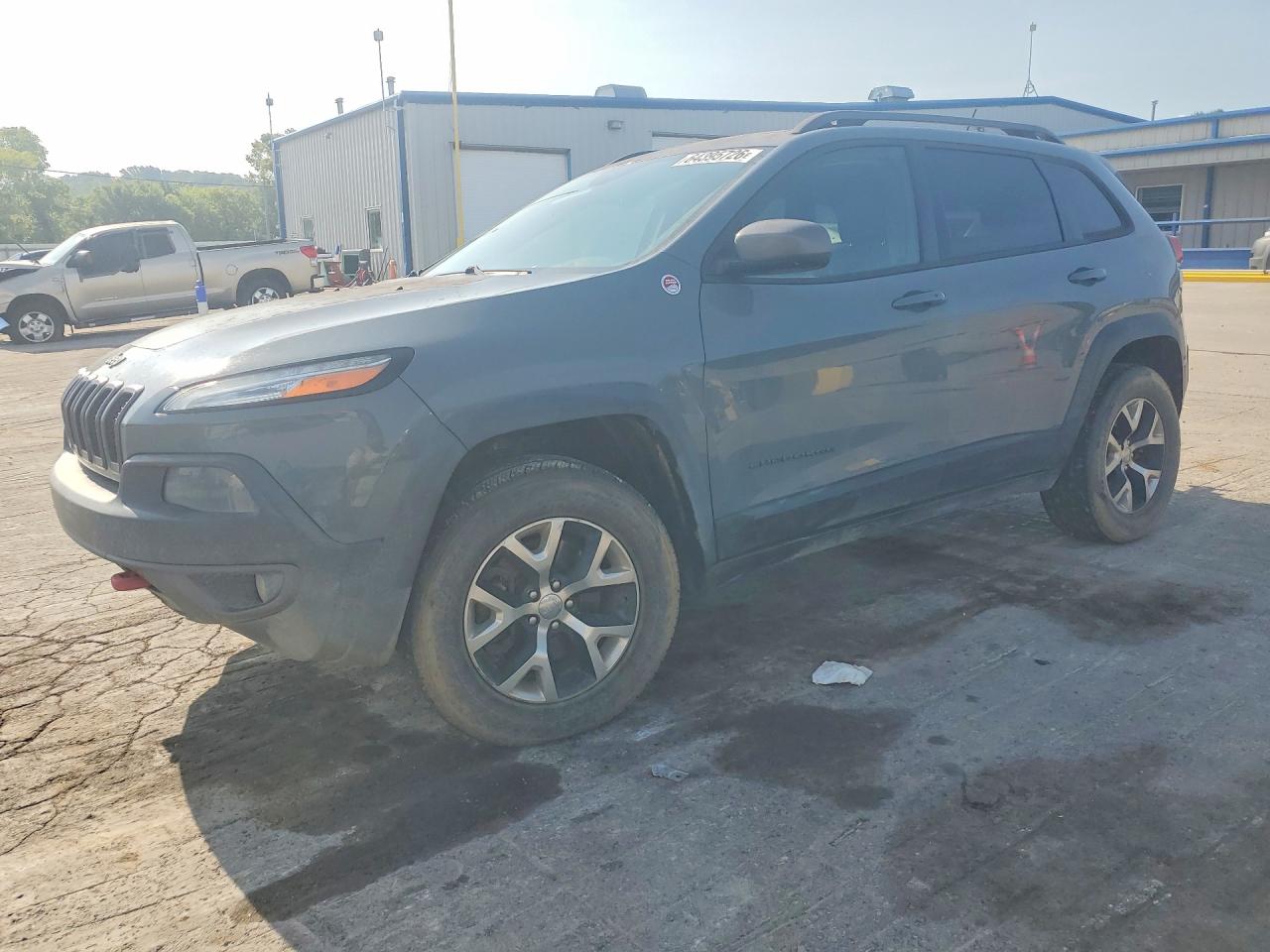 2014 Jeep Cherokee Trailhawk Gray vin: 1C4PJMBS9EW187082