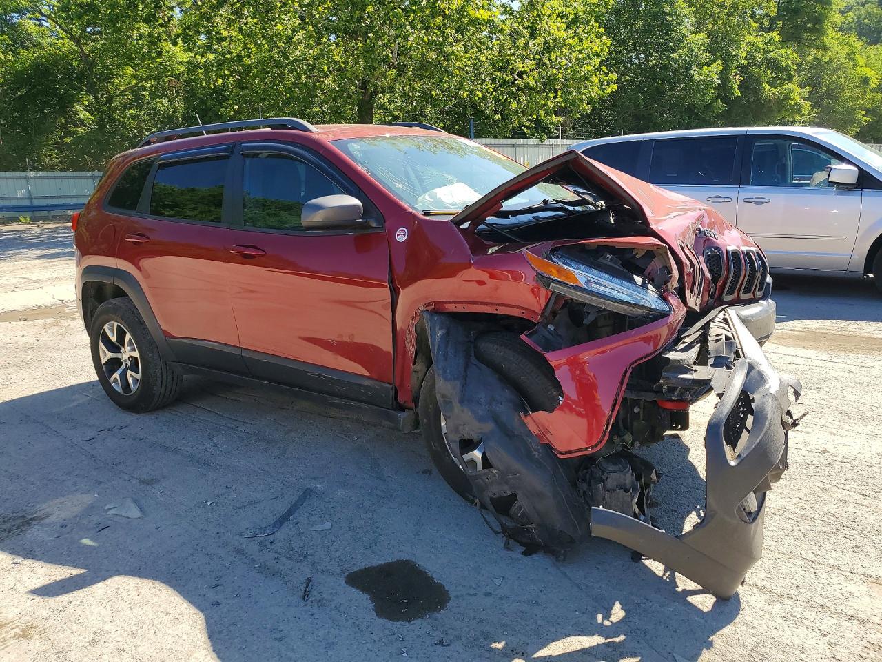 2014 Jeep Cherokee Trailhawk Burgundy vin: 1C4PJMBS9EW187955