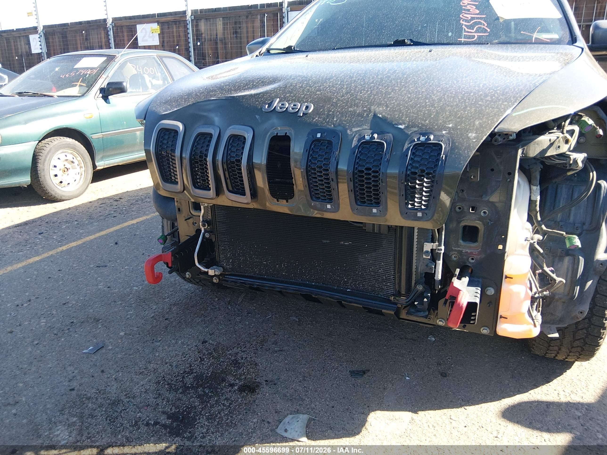2014 Jeep Cherokee Trailhawk Зеленый vin: 1C4PJMBS9EW210246