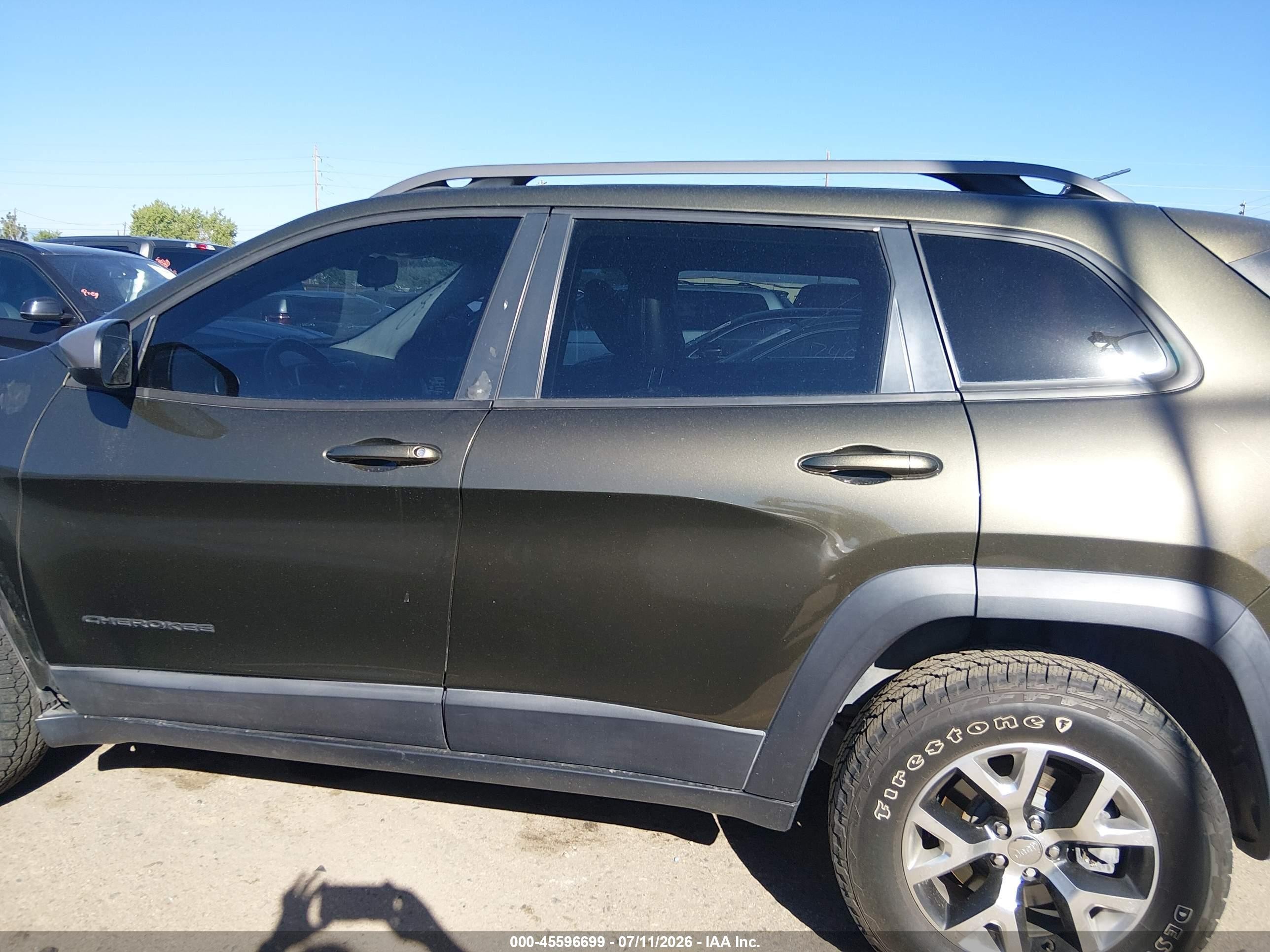 2014 Jeep Cherokee Trailhawk Зеленый vin: 1C4PJMBS9EW210246