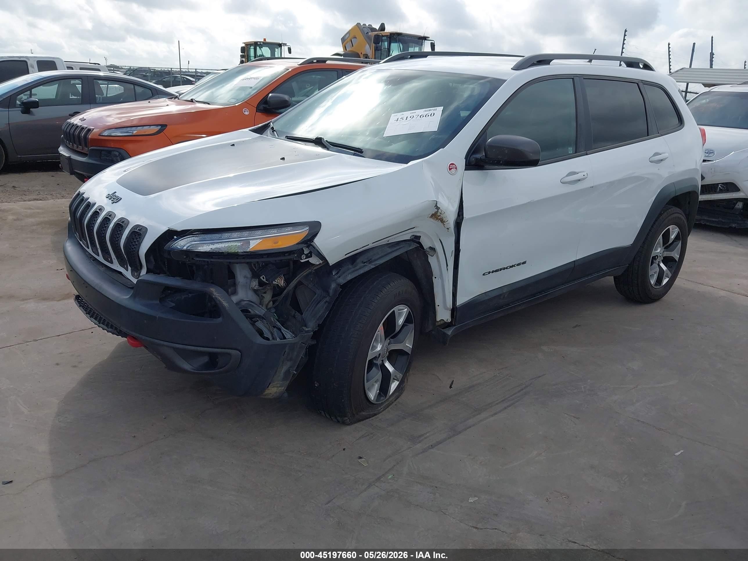 2014 Jeep Cherokee Trailhawk White vin: 1C4PJMBS9EW255977
