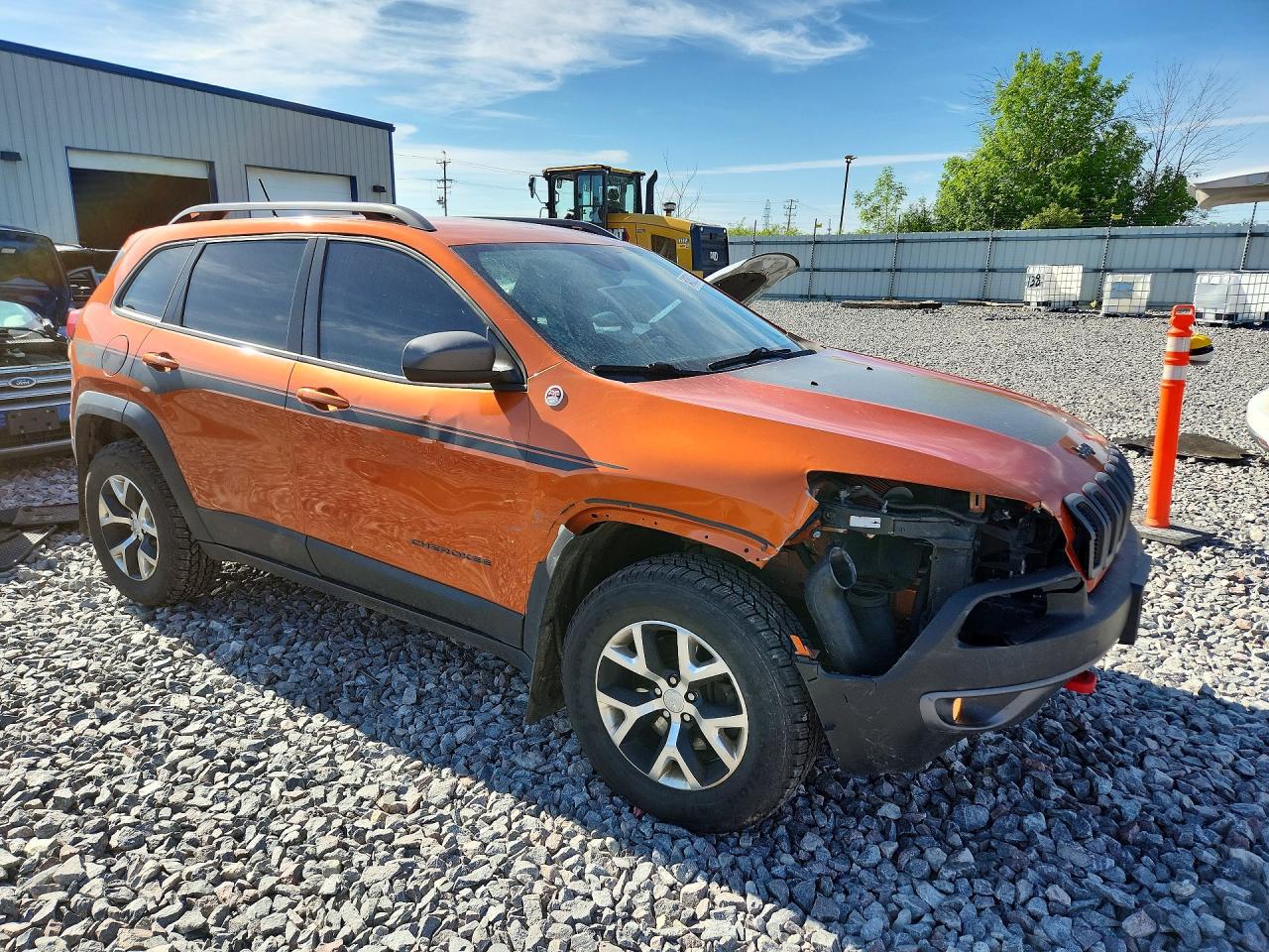 2014 Jeep Cherokee Trailhawk Orange vin: 1C4PJMBS9EW258314