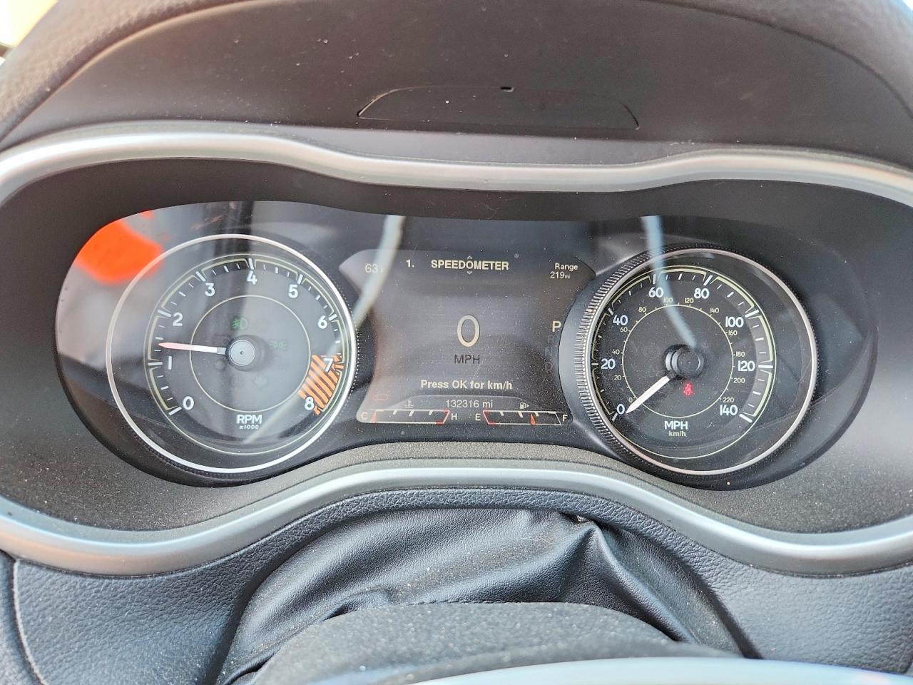 2014 Jeep Cherokee Trailhawk Orange vin: 1C4PJMBS9EW258314