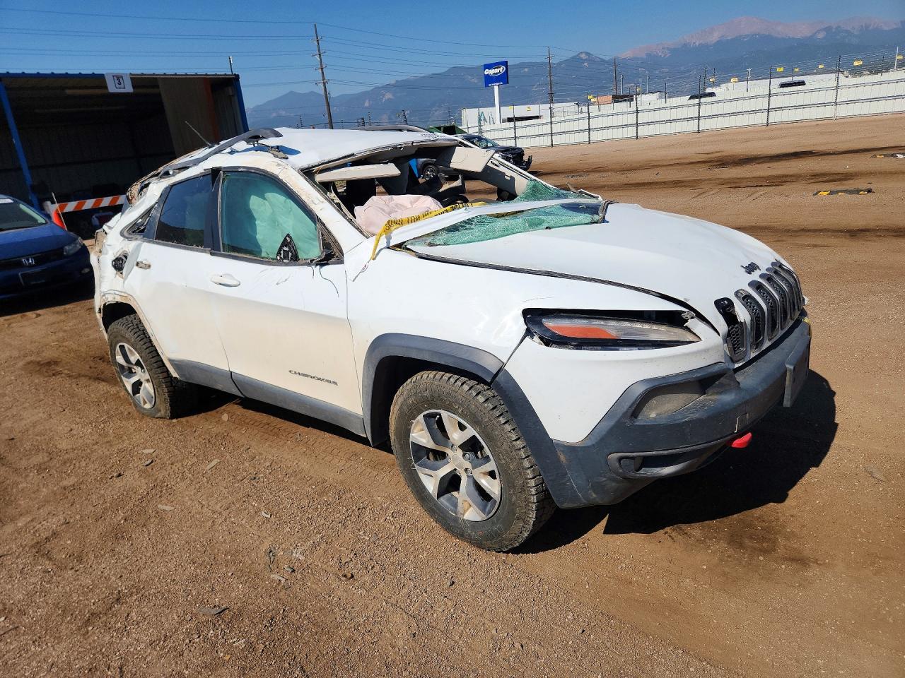 2014 Jeep Cherokee Trailhawk White vin: 1C4PJMBS9EW317023
