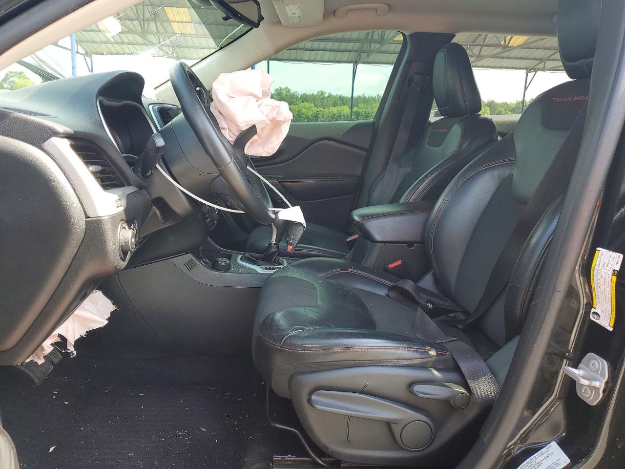 2015 Jeep Cherokee Trailhawk Черный vin: 1C4PJMBS9FW611099
