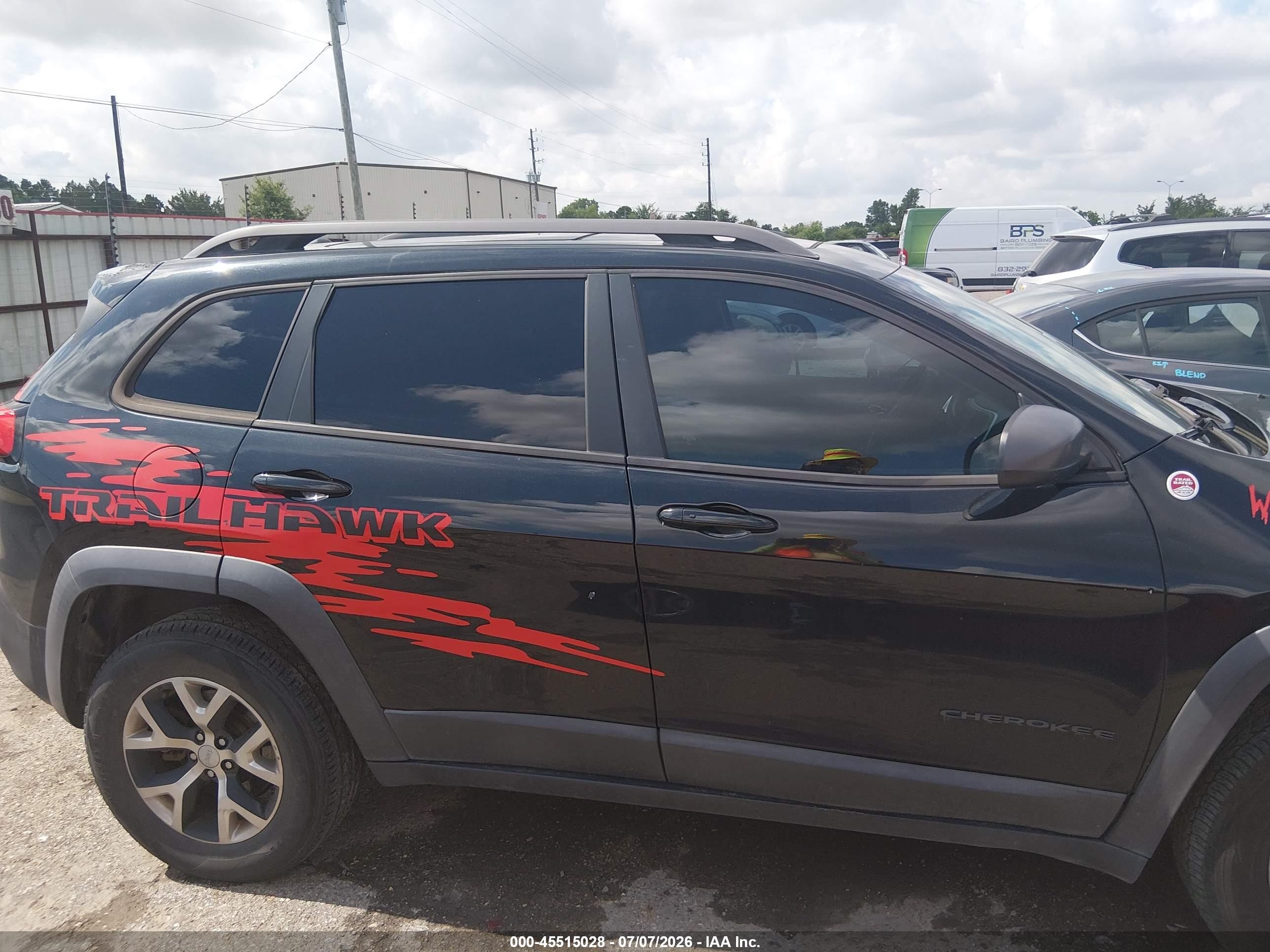 2015 Jeep Cherokee Trailhawk Gray vin: 1C4PJMBS9FW664532