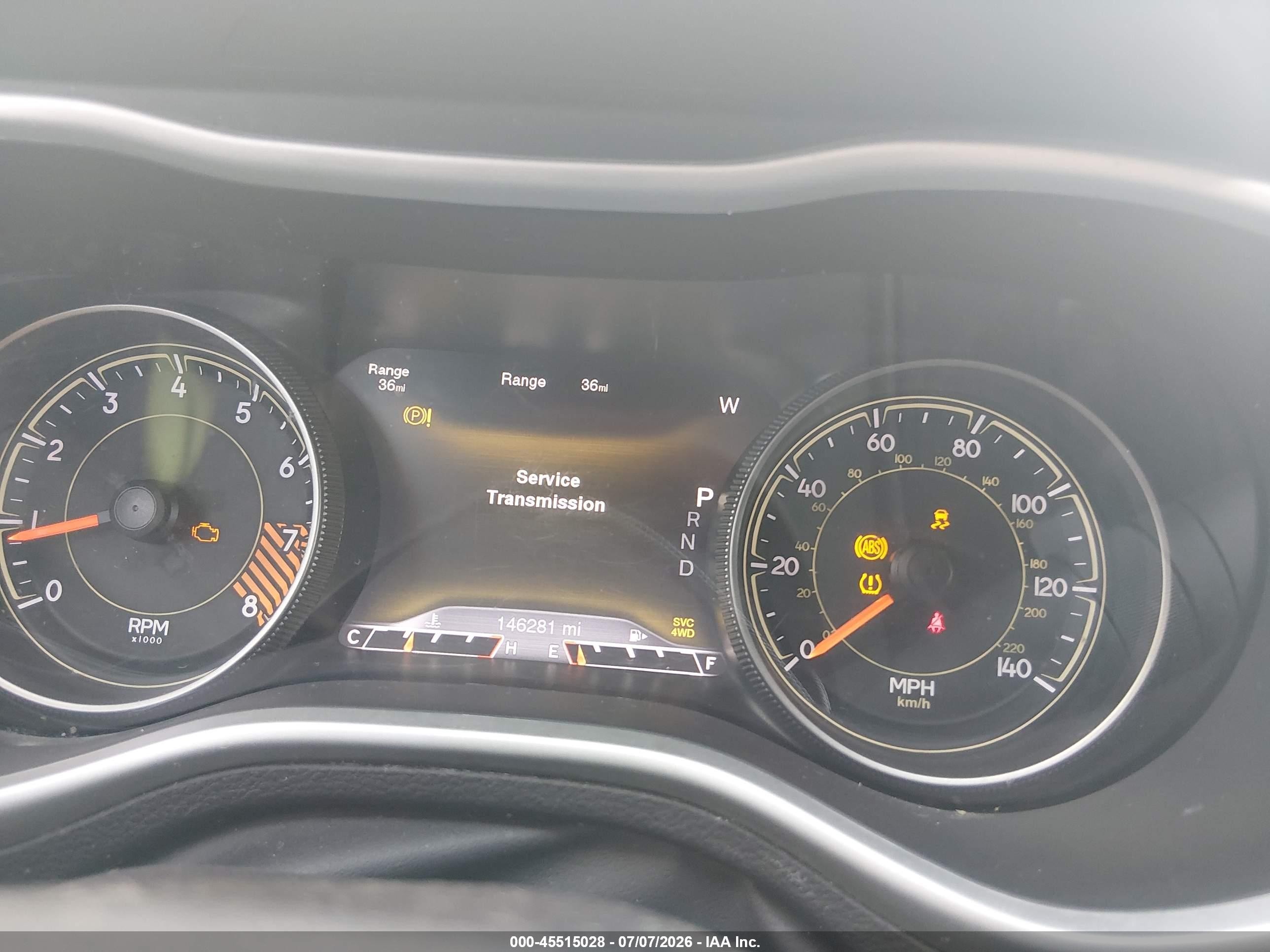 2015 Jeep Cherokee Trailhawk Gray vin: 1C4PJMBS9FW664532