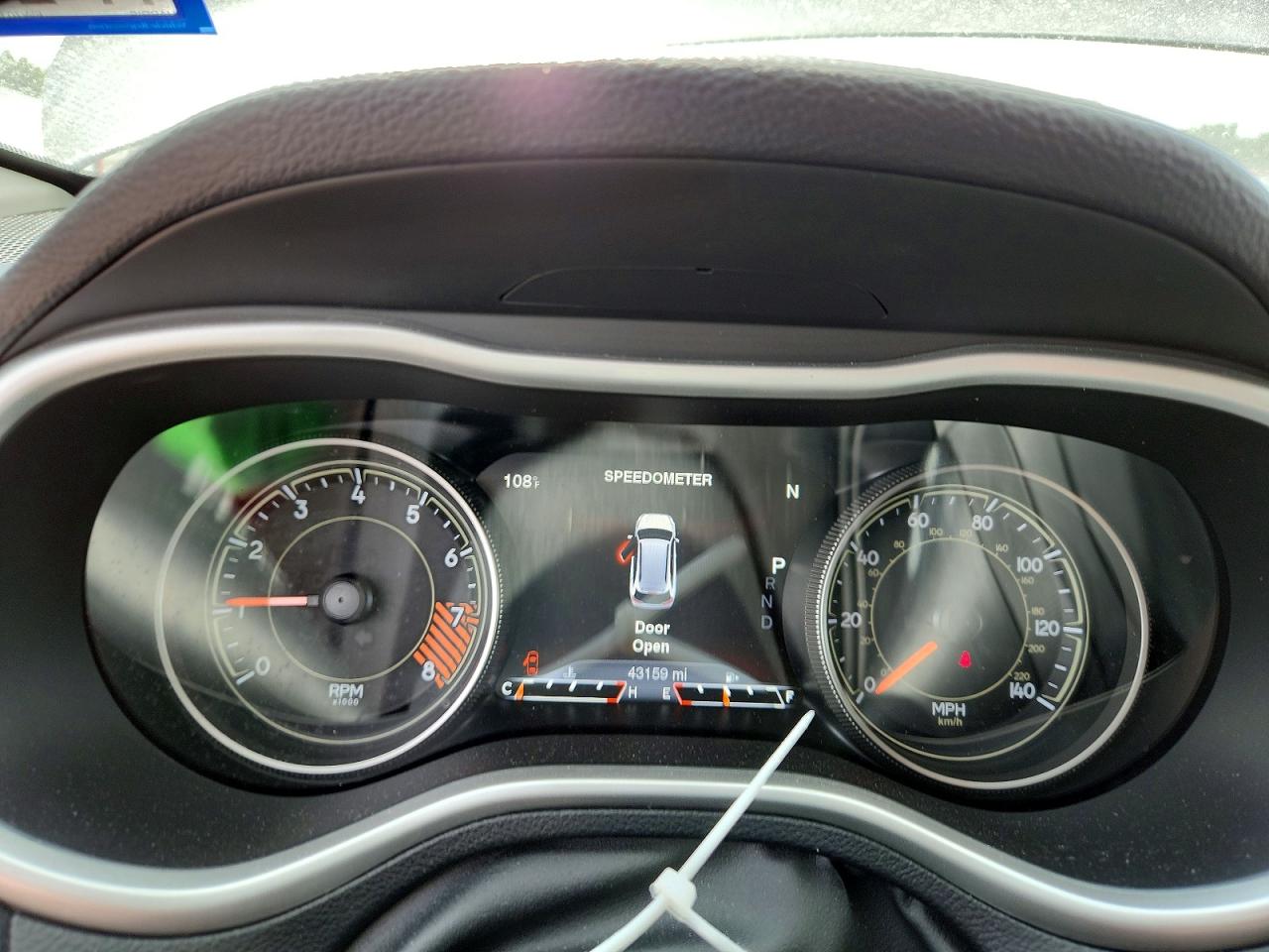 2015 Jeep Cherokee Trailhawk Gray vin: 1C4PJMBS9FW703913