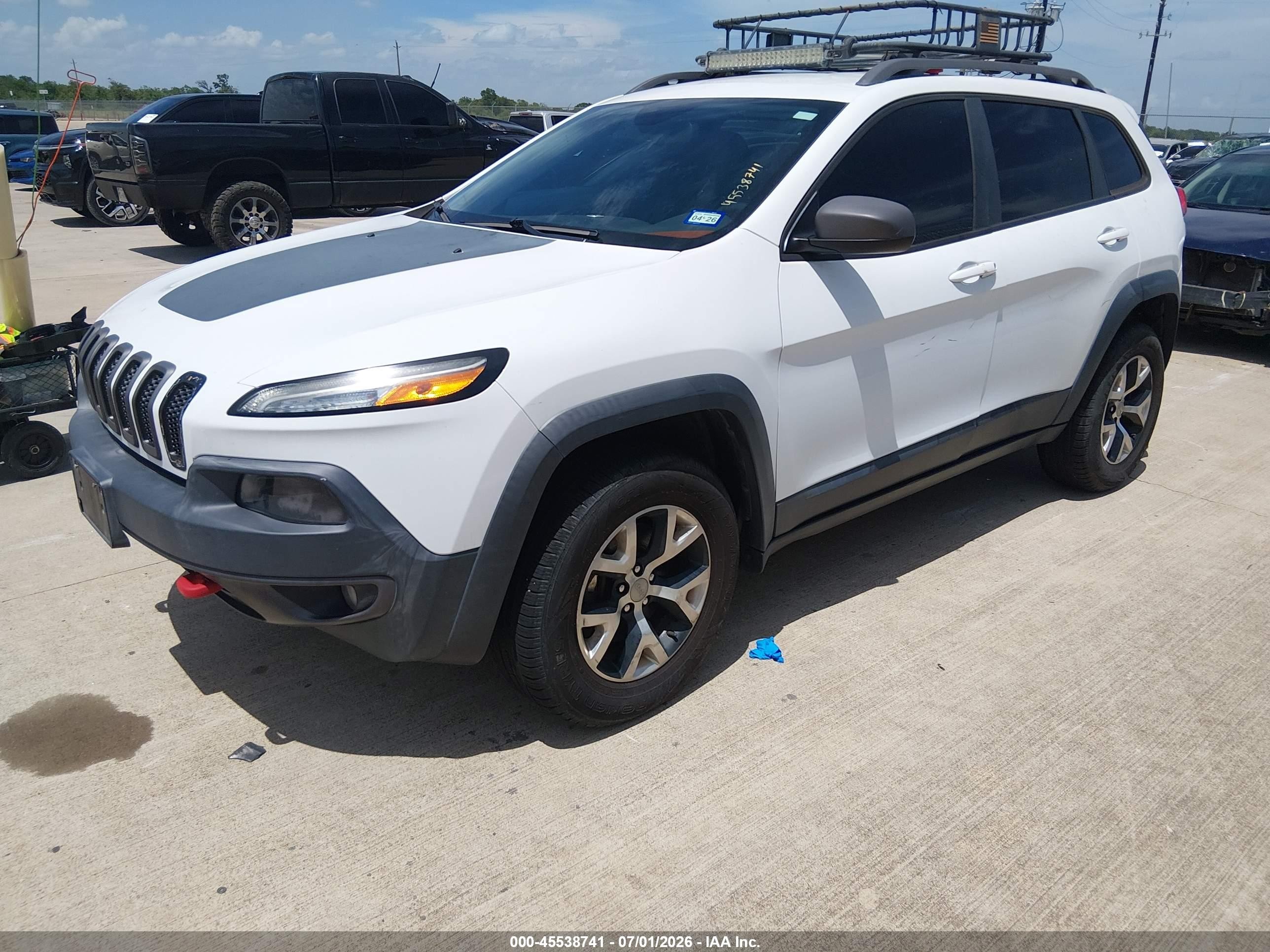2015 Jeep Cherokee Trailhawk White vin: 1C4PJMBS9FW758829