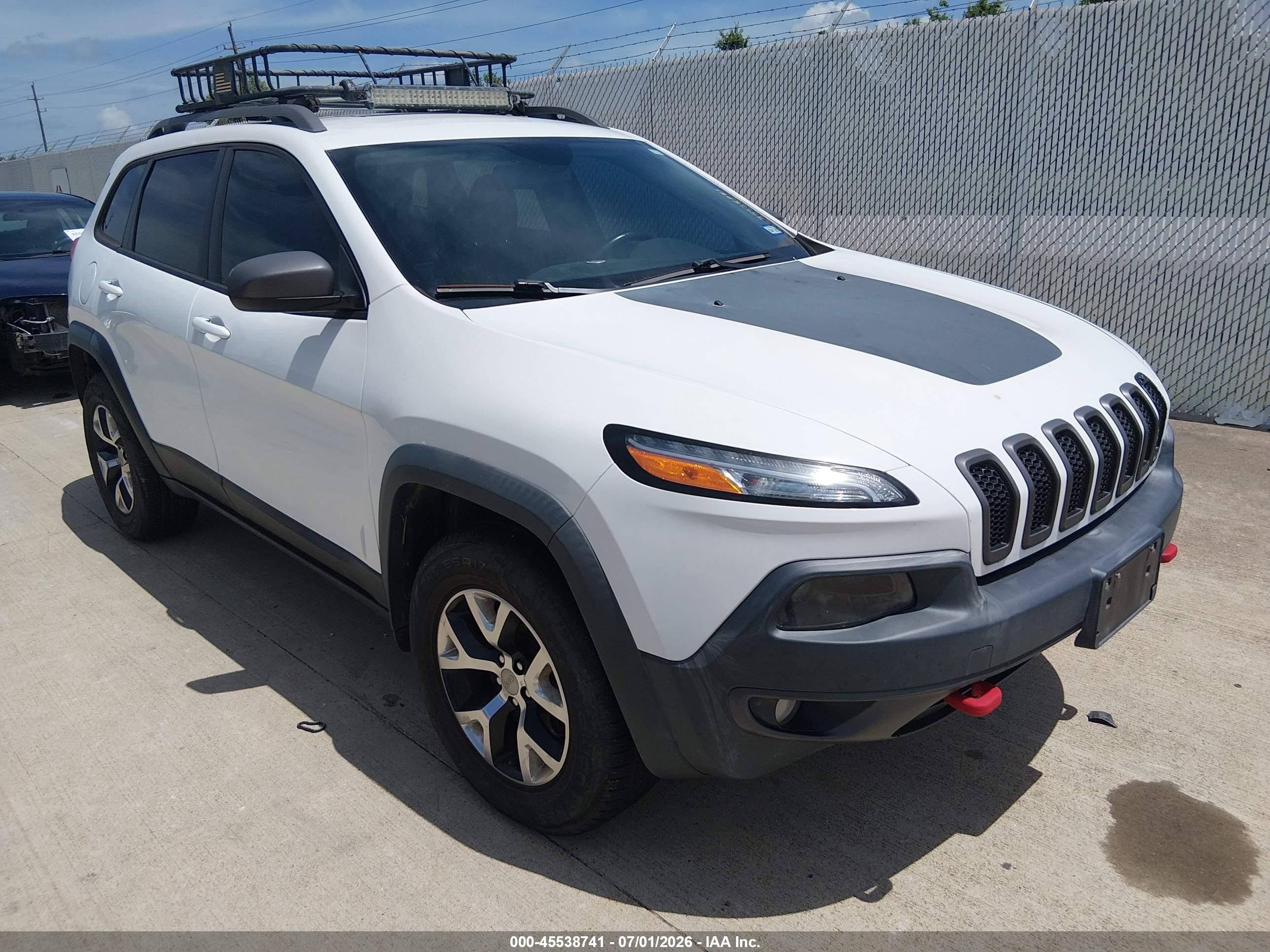 2015 Jeep Cherokee Trailhawk White vin: 1C4PJMBS9FW758829