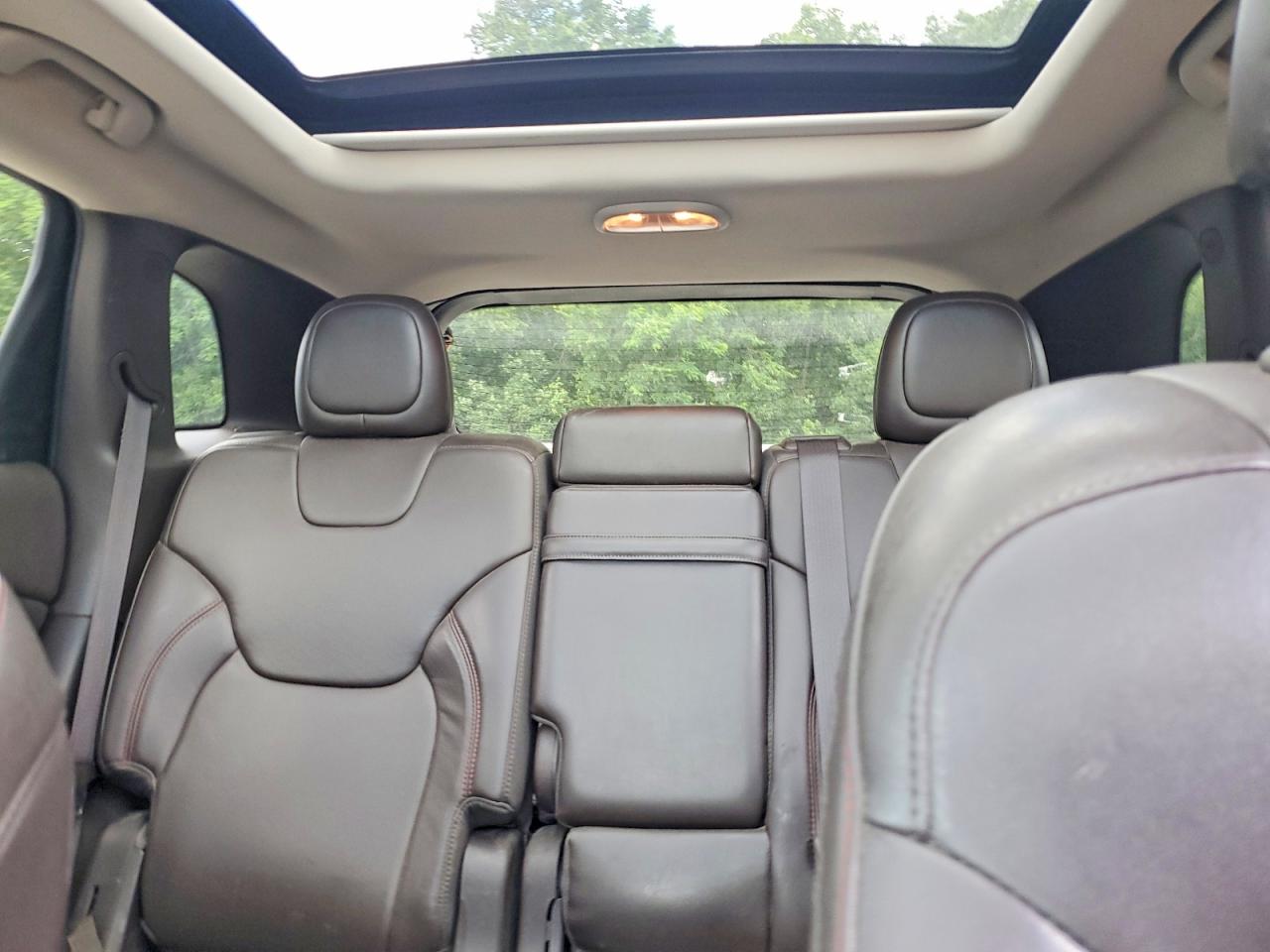 2014 Jeep Cherokee Trailhawk White vin: 1C4PJMBSXEW153314
