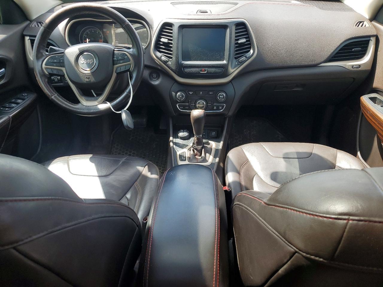 2014 Jeep Cherokee Trailhawk White vin: 1C4PJMBSXEW153314