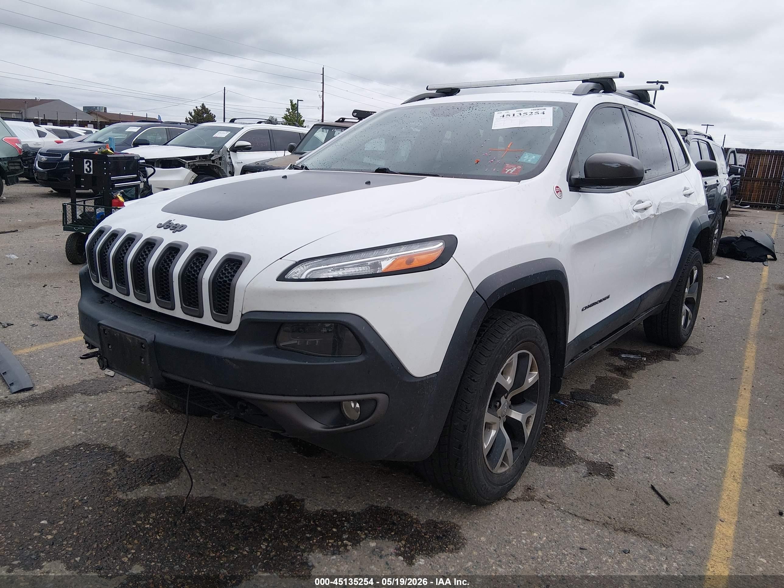 2014 Jeep Cherokee Trailhawk White vin: 1C4PJMBSXEW216220