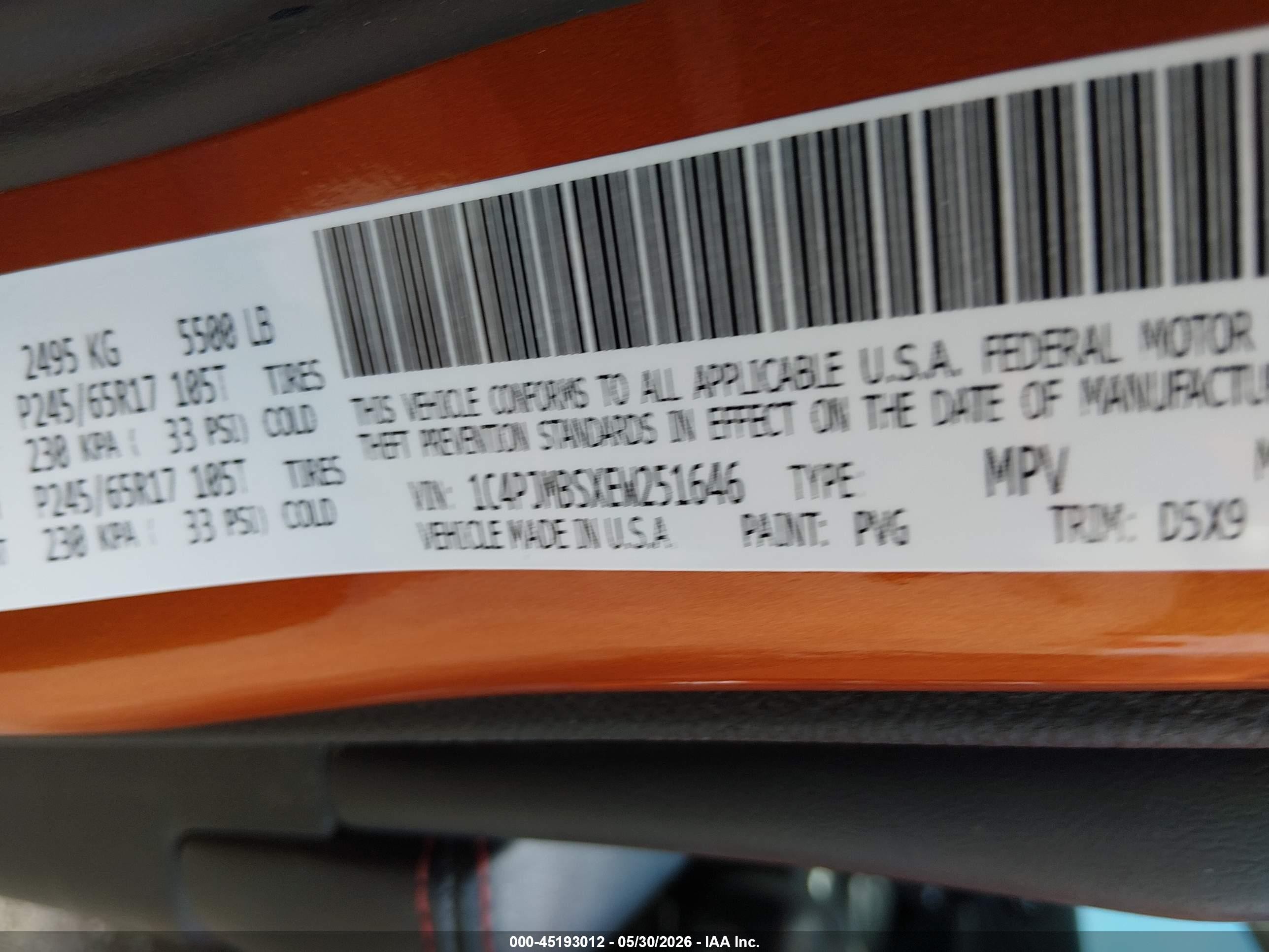 2014 Jeep Cherokee Trailhawk Orange vin: 1C4PJMBSXEW251646