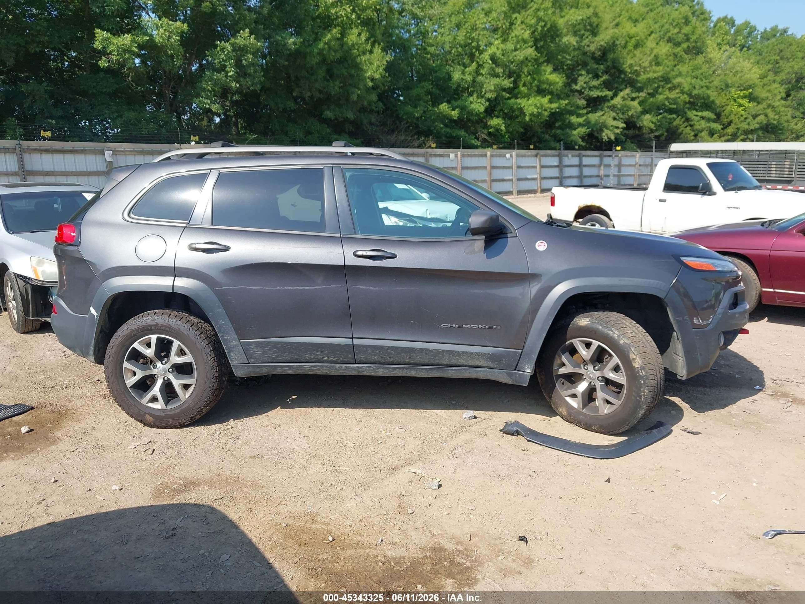 2014 Jeep Cherokee Trailhawk Серый vin: 1C4PJMBSXEW310307