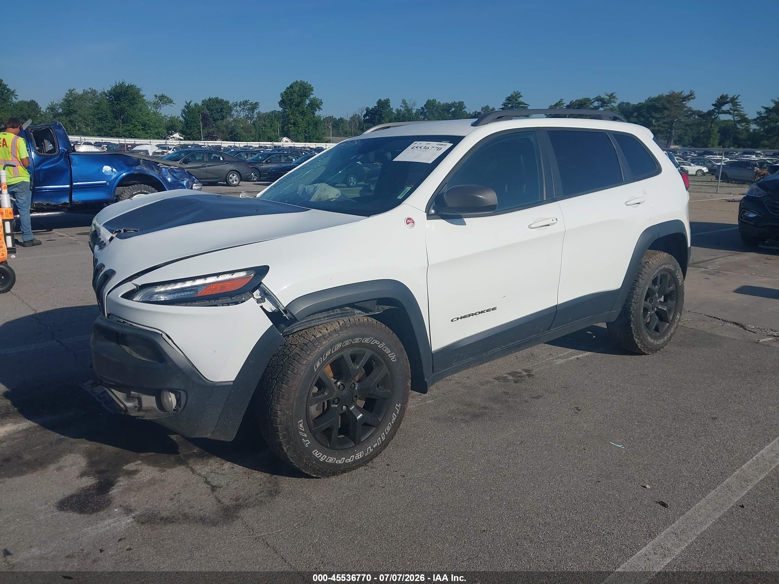2015 Jeep Cherokee Trailhawk Белый vin: 1C4PJMBSXFW623648