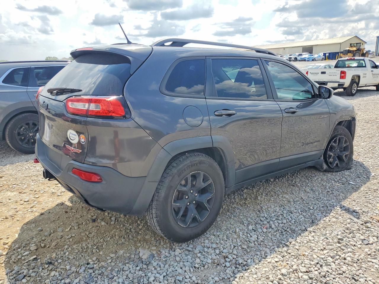 2015 Jeep Cherokee Trailhawk Gray vin: 1C4PJMBSXFW729632