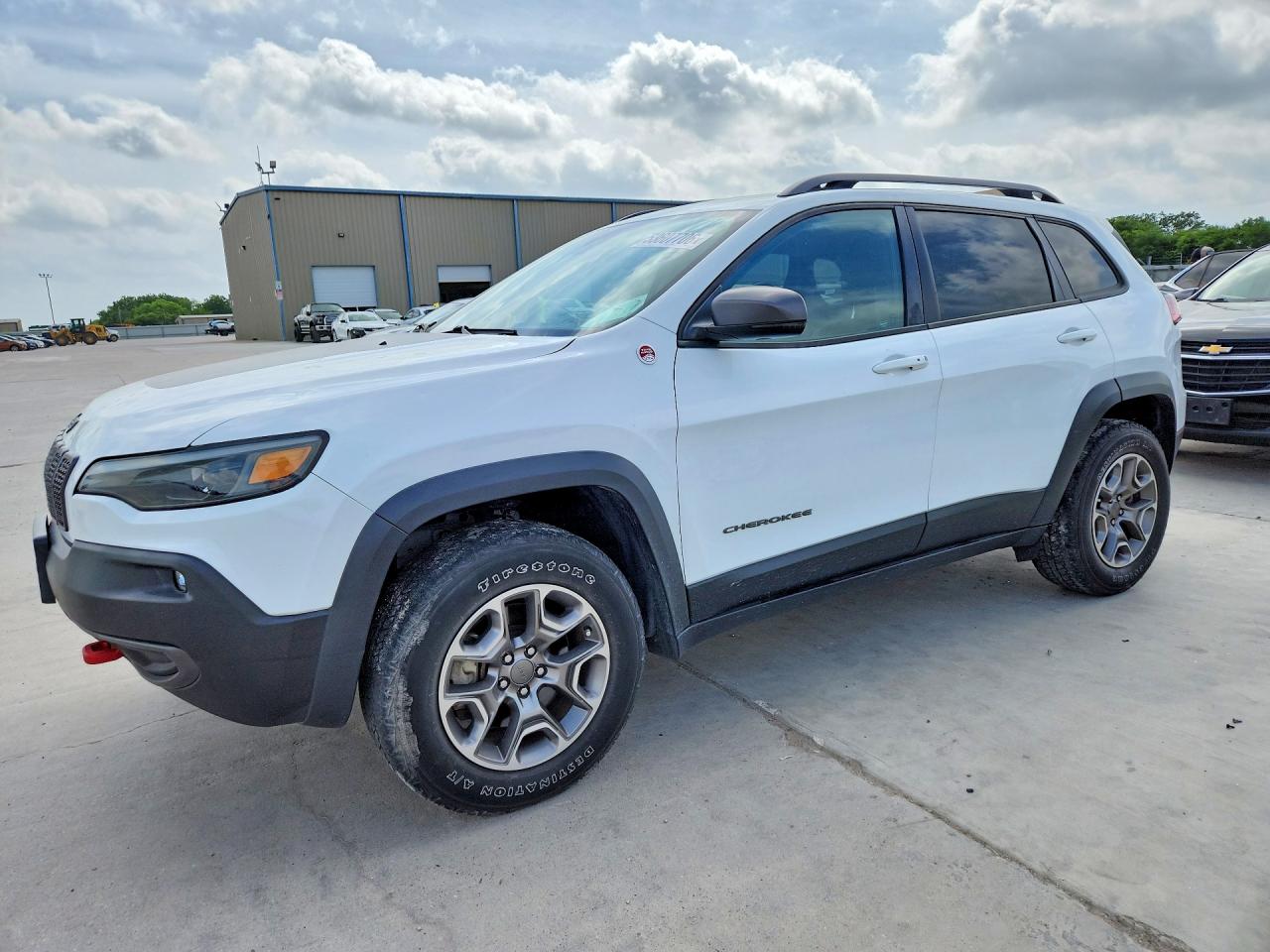 2021 Jeep Cherokee Trailhawk Белый vin: 1C4PJMBX1MD172002
