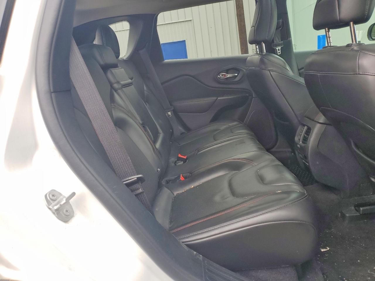 2019 Jeep Cherokee Trailhawk Белый vin: 1C4PJMBX2KD113456