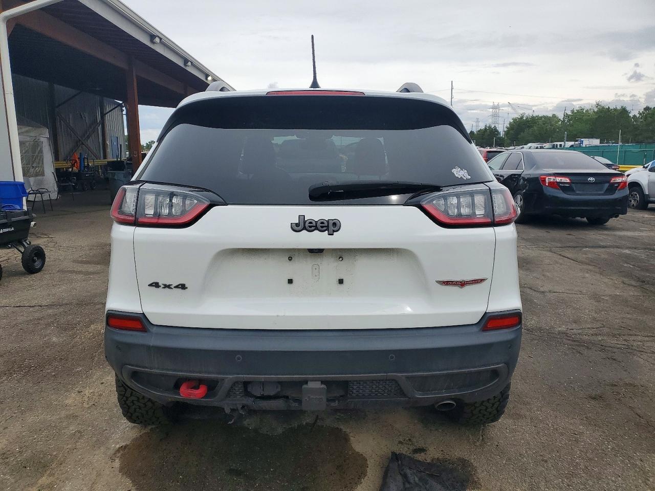 2019 Jeep Cherokee Trailhawk Белый vin: 1C4PJMBX2KD113456