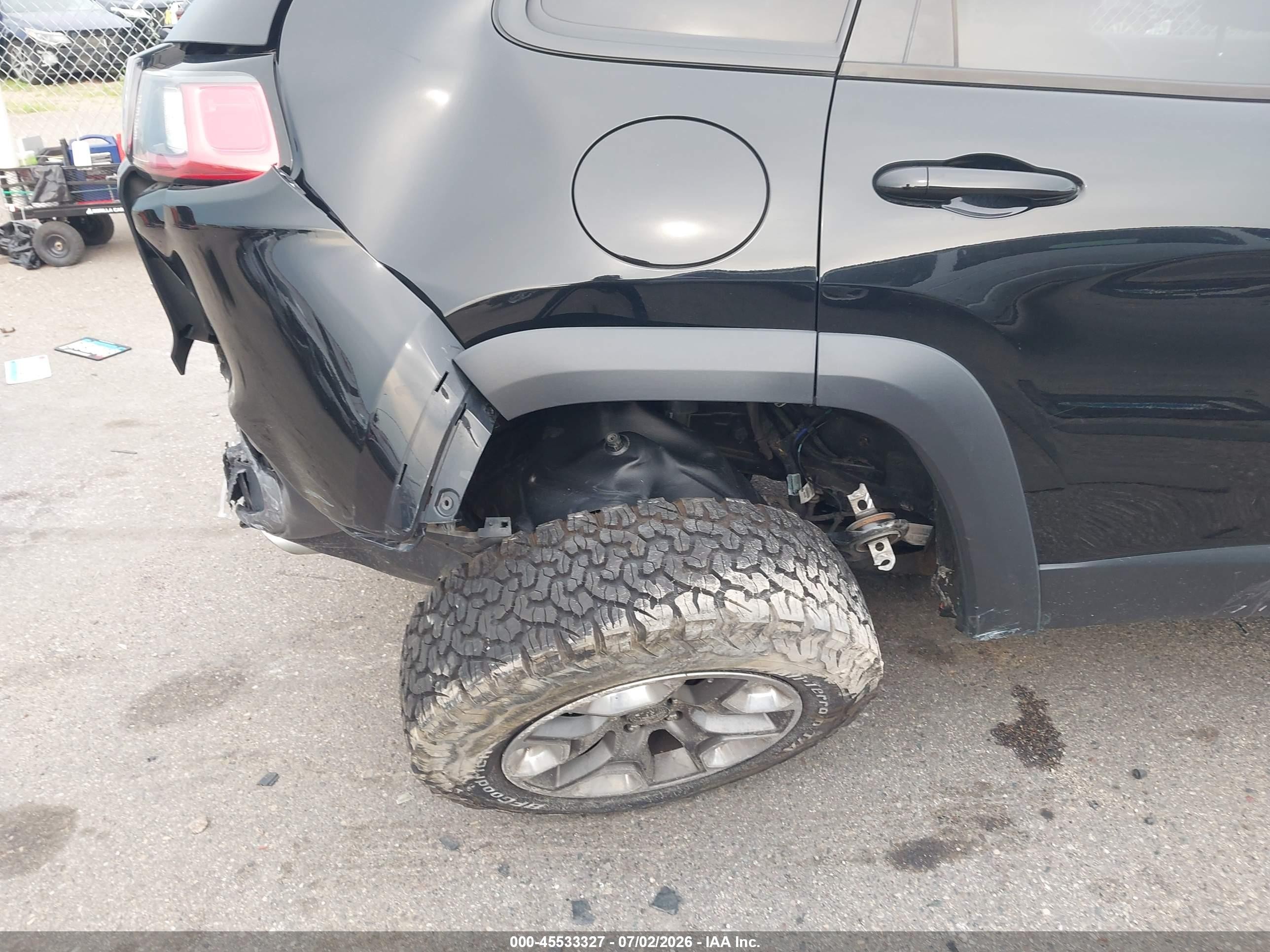2019 Jeep Cherokee Trailhawk 4x4 Black vin: 1C4PJMBX2KD418939