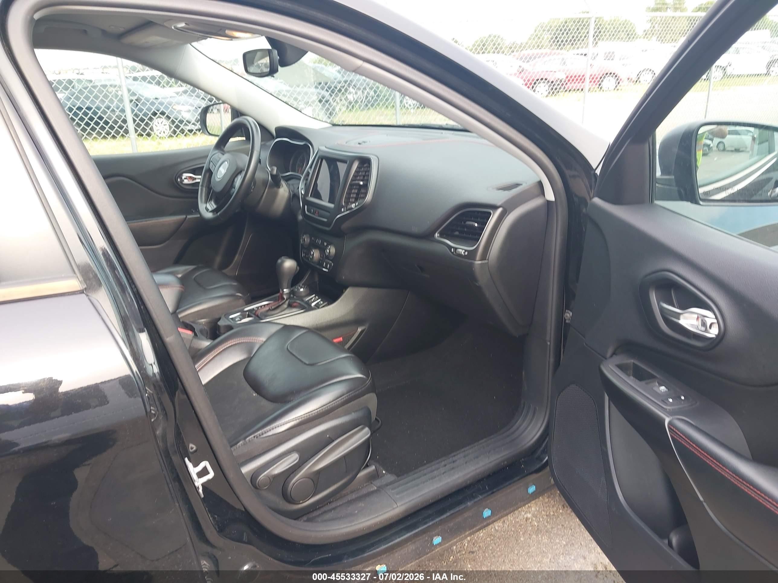 2019 Jeep Cherokee Trailhawk 4x4 Black vin: 1C4PJMBX2KD418939