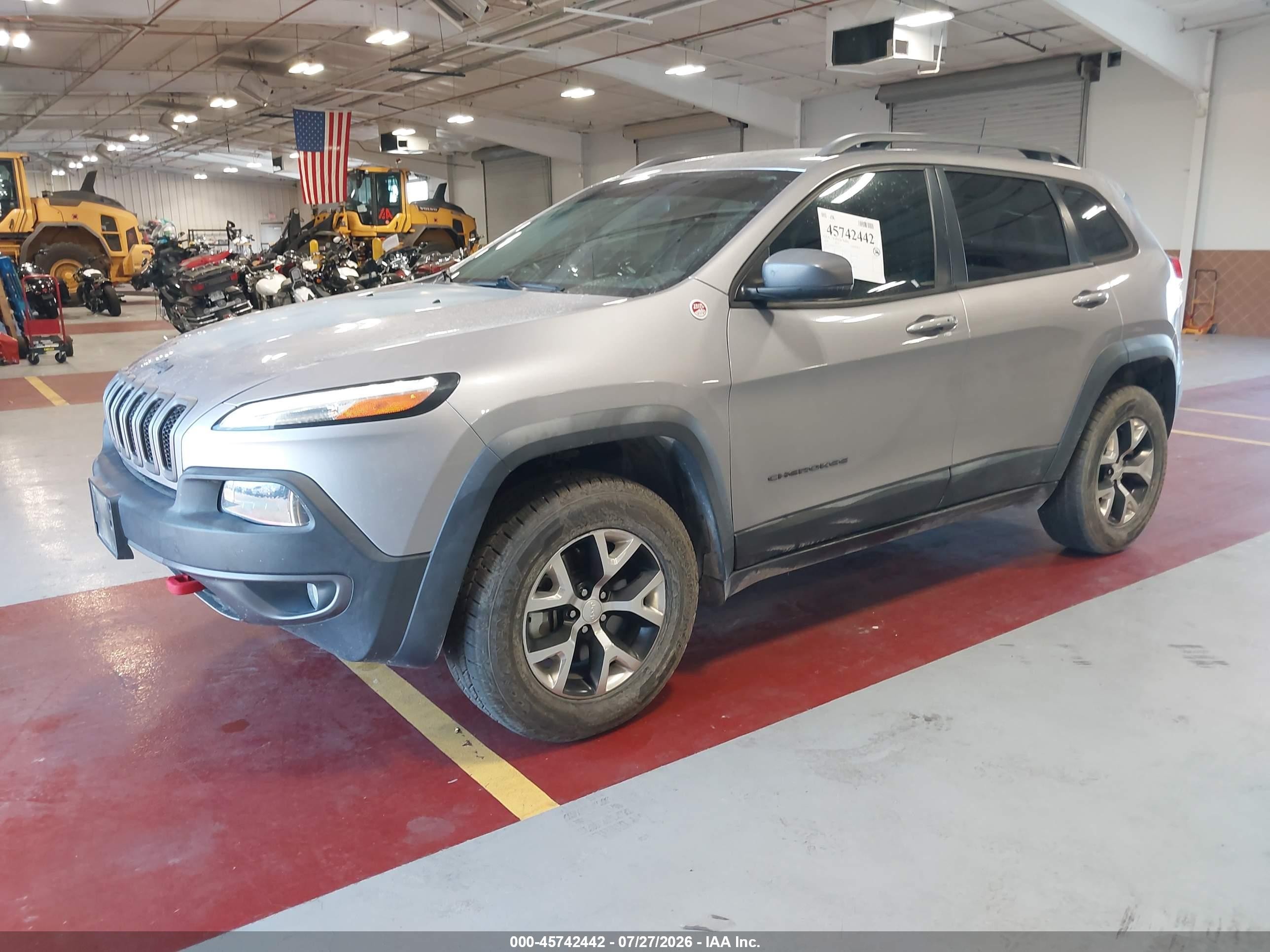 2018 Jeep Cherokee Trailhawk 4x4 Gray vin: 1C4PJMBX3JD559257