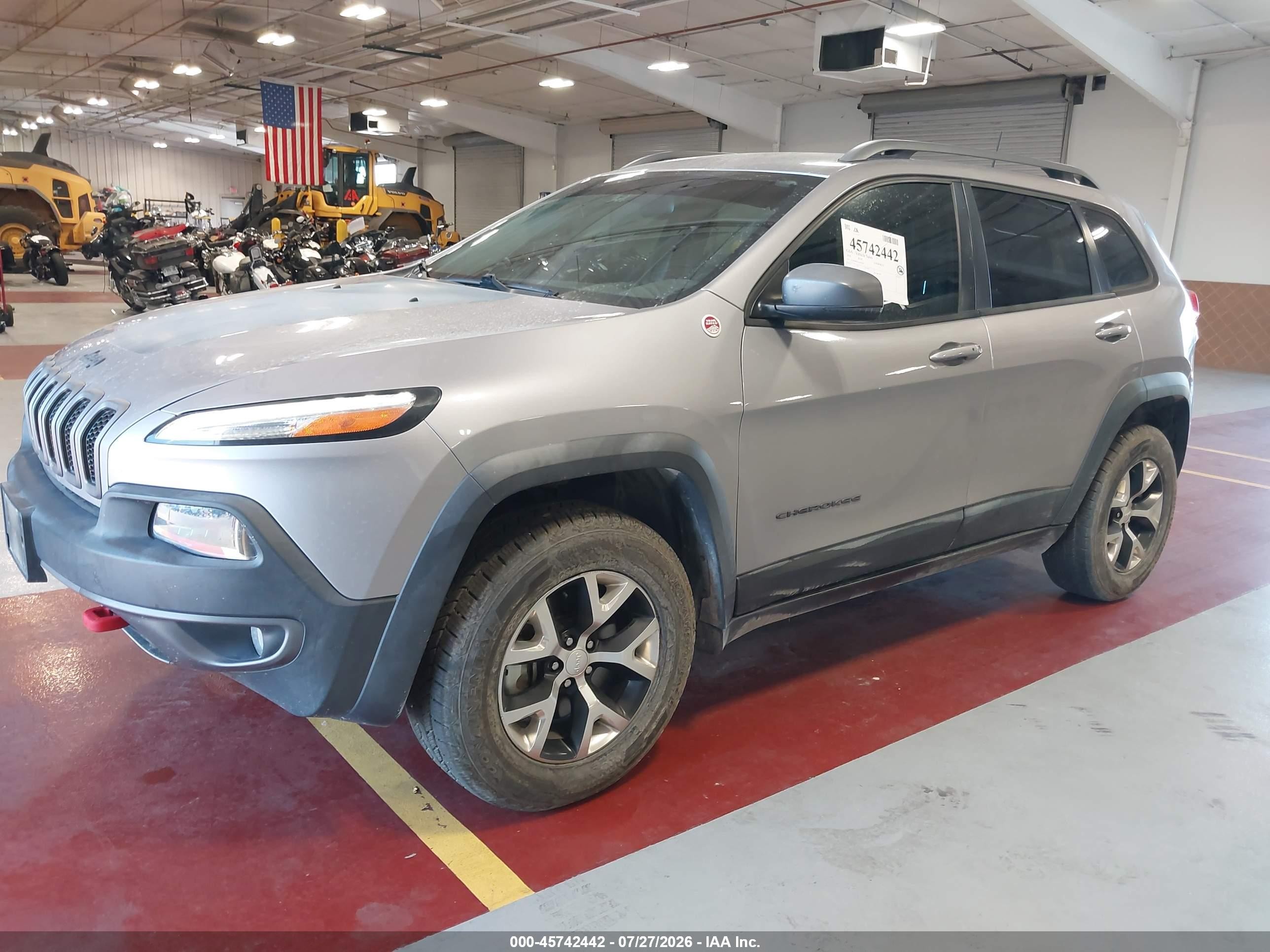 2018 Jeep Cherokee Trailhawk 4x4 Gray vin: 1C4PJMBX3JD559257