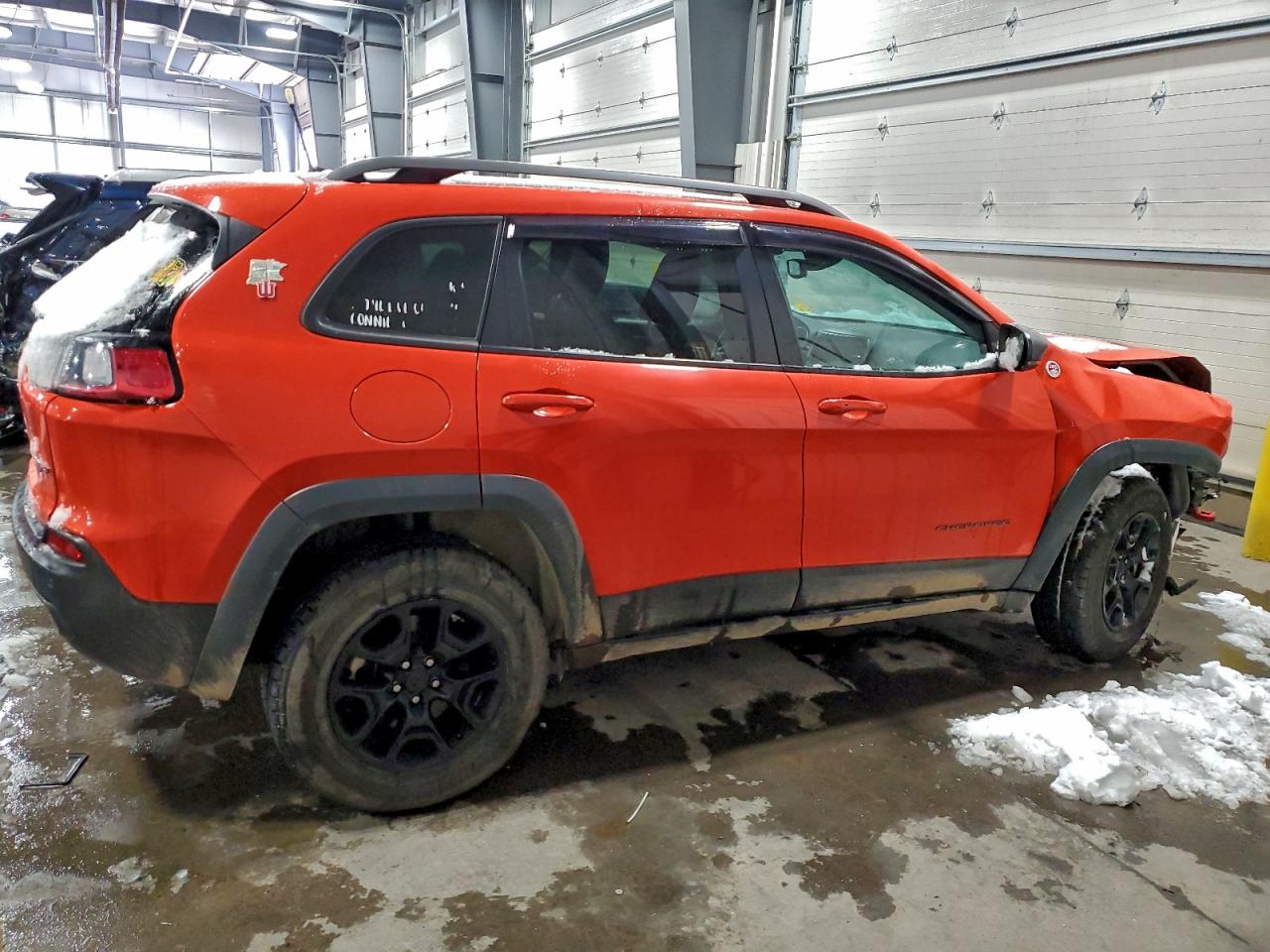 2021 Jeep Cherokee Trailhawk Оранжевый vin: 1C4PJMBX3MD201581