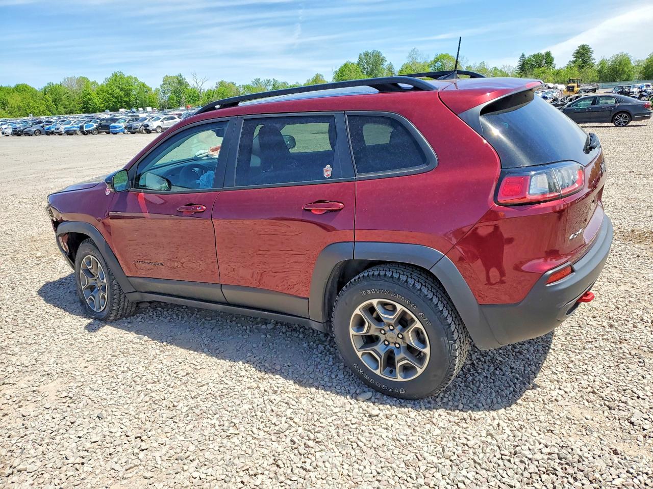 2022 Jeep Cherokee Trailhawk Maroon vin: 1C4PJMBX3ND518035
