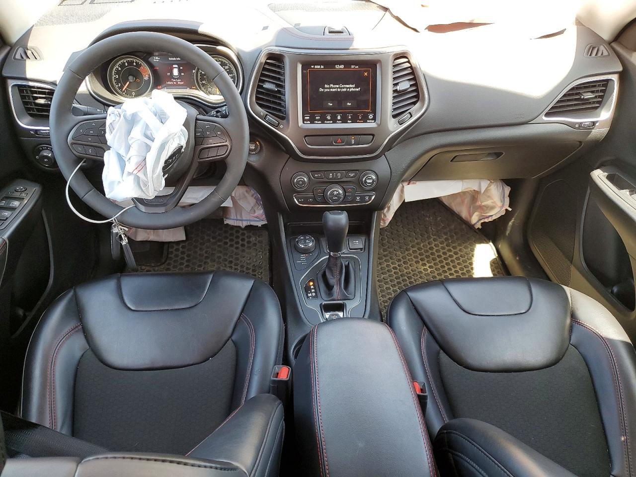 2022 Jeep Cherokee Trailhawk Maroon vin: 1C4PJMBX3ND518035
