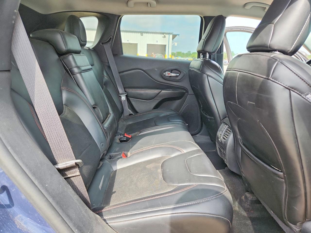 2019 Jeep Cherokee Trailhawk Blue vin: 1C4PJMBX4KD390660