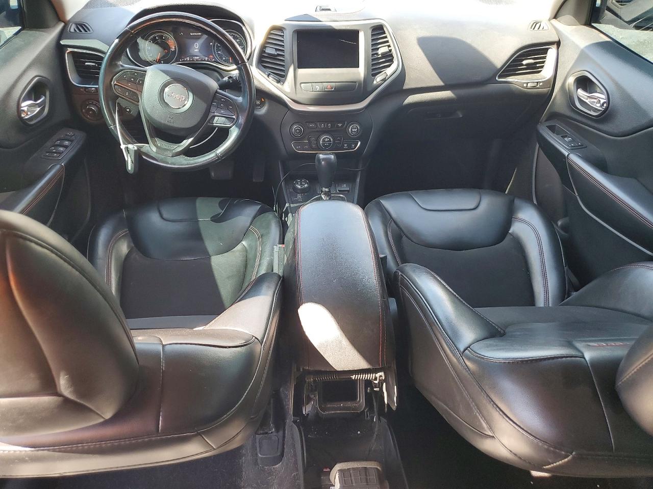 2019 Jeep Cherokee Trailhawk Gray vin: 1C4PJMBX5KD103701