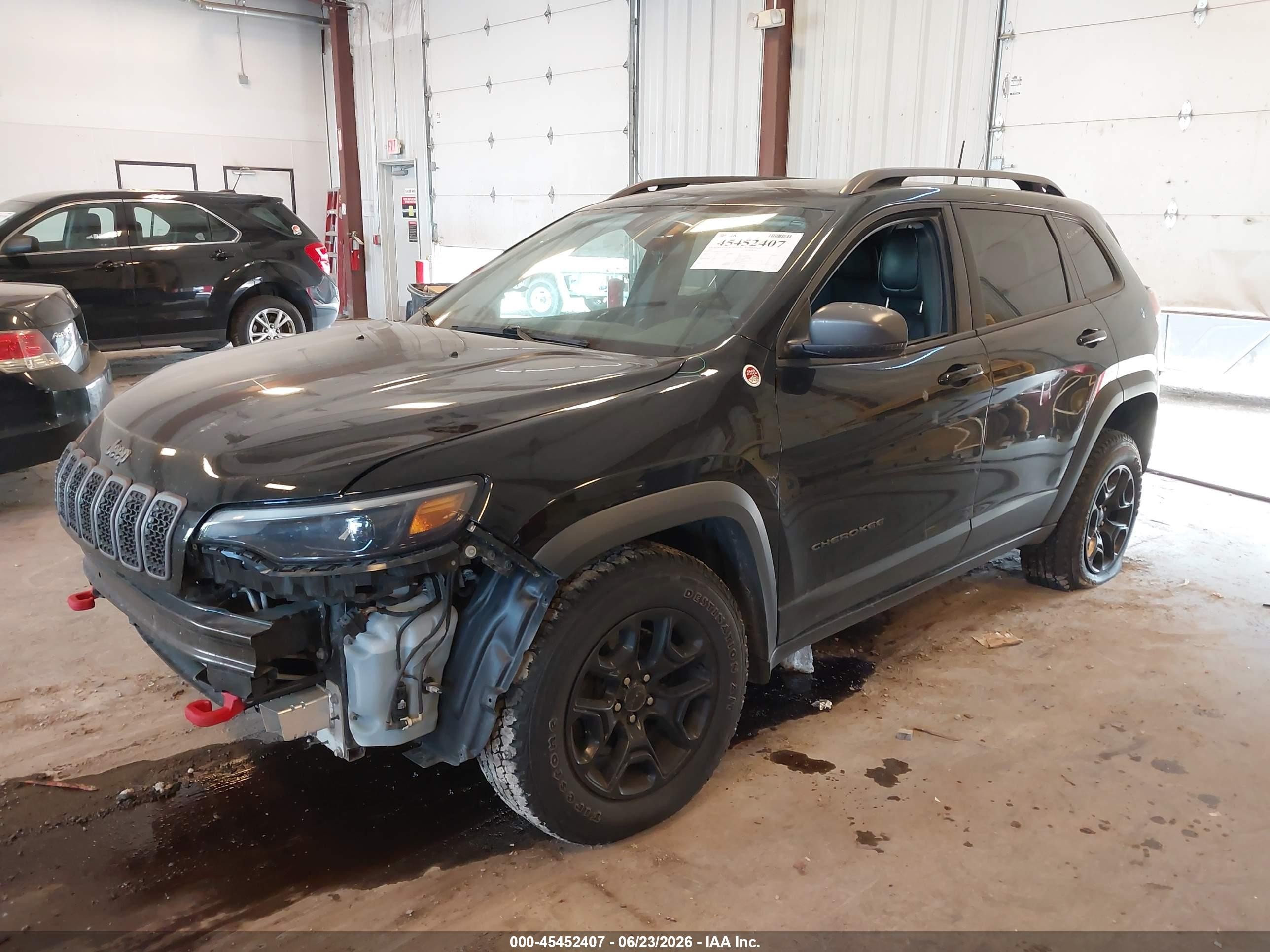 2019 Jeep Cherokee Trailhawk Elite 4x4 Черный vin: 1C4PJMBX6KD217562