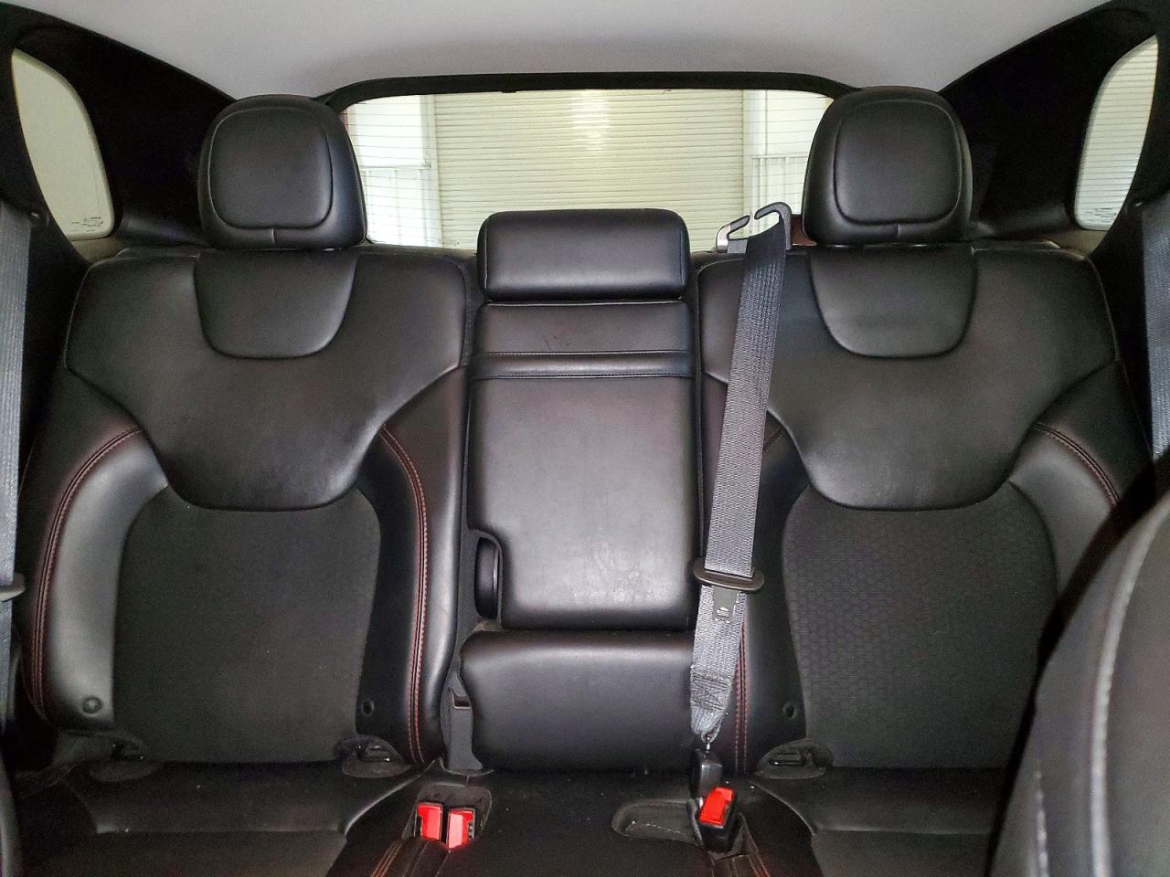 2019 Jeep Cherokee Trailhawk White vin: 1C4PJMBX9KD399337