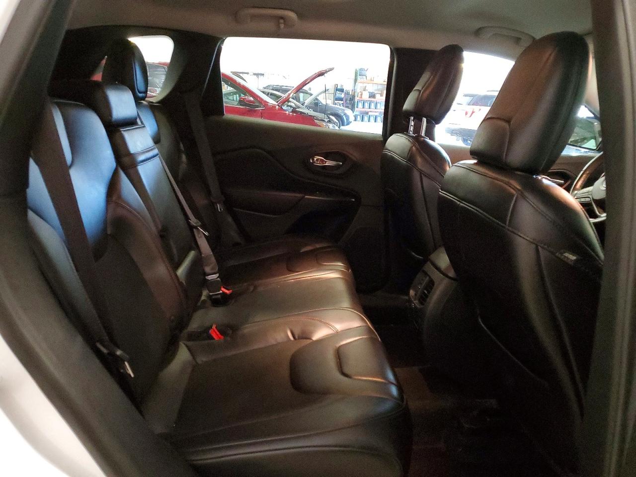 2019 Jeep Cherokee Trailhawk White vin: 1C4PJMBX9KD399337