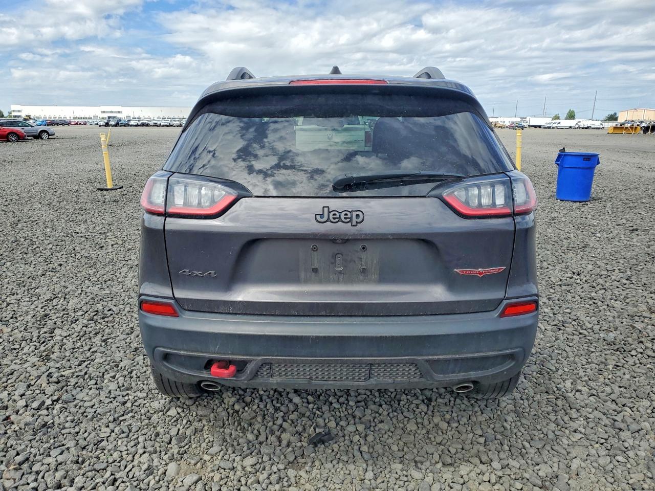 2020 Jeep Cherokee Trailhawk Gray vin: 1C4PJMBX9LD517727